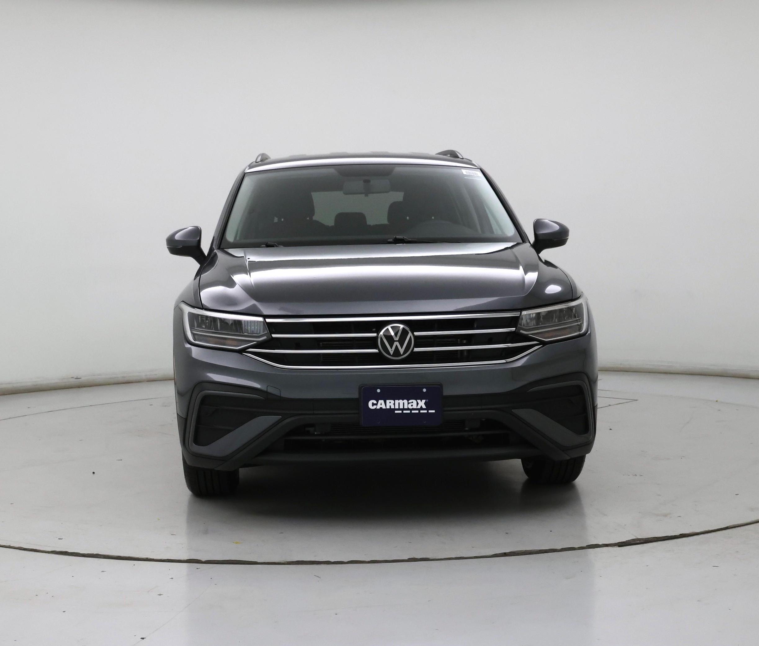 Thumbnail: 2022 Volkswagen Tiguan - 5