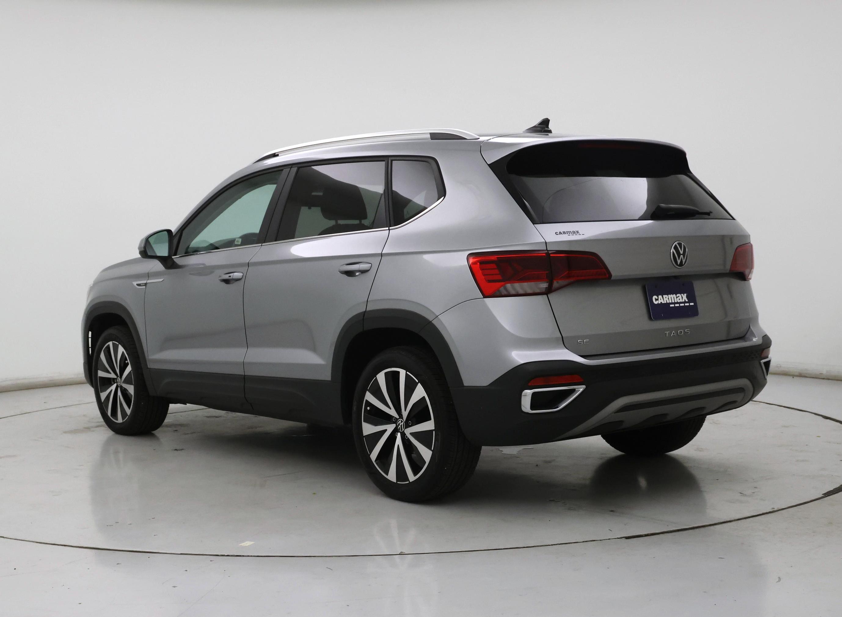 Thumbnail: 2022 Volkswagen Taos - 2