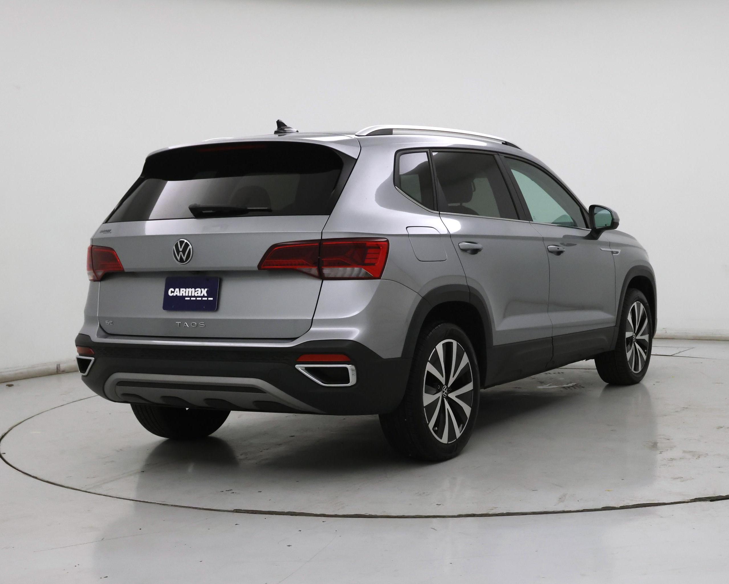 Thumbnail: 2022 Volkswagen Taos - 8