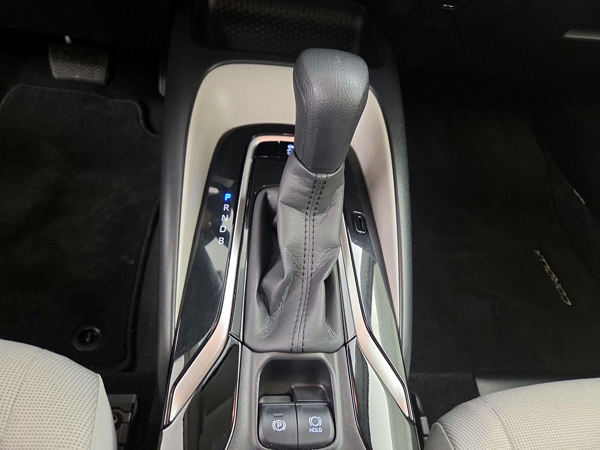 Thumbnail: 2022 Toyota Corolla - 17