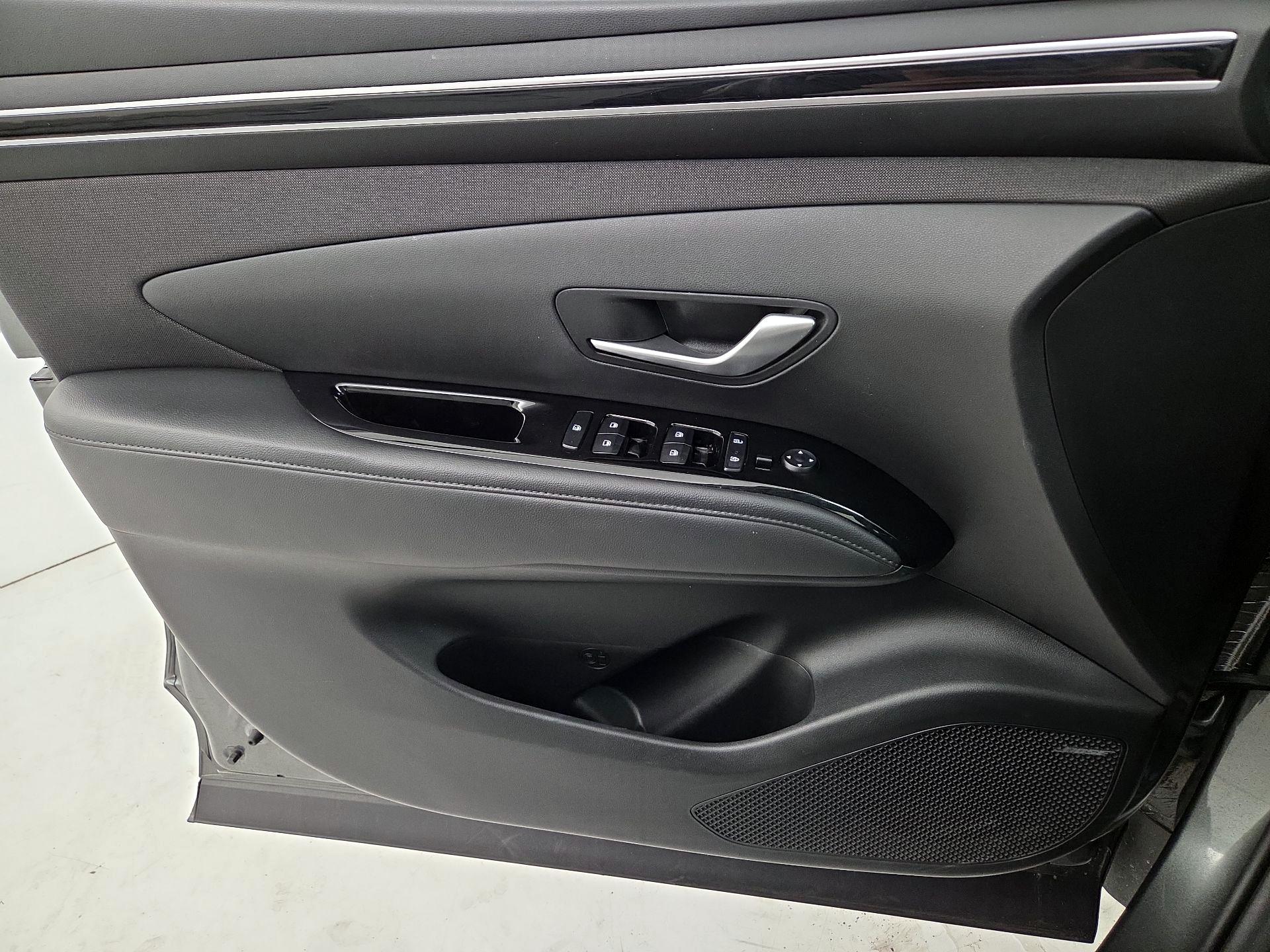 Thumbnail: 2022 Hyundai Tucson - 12