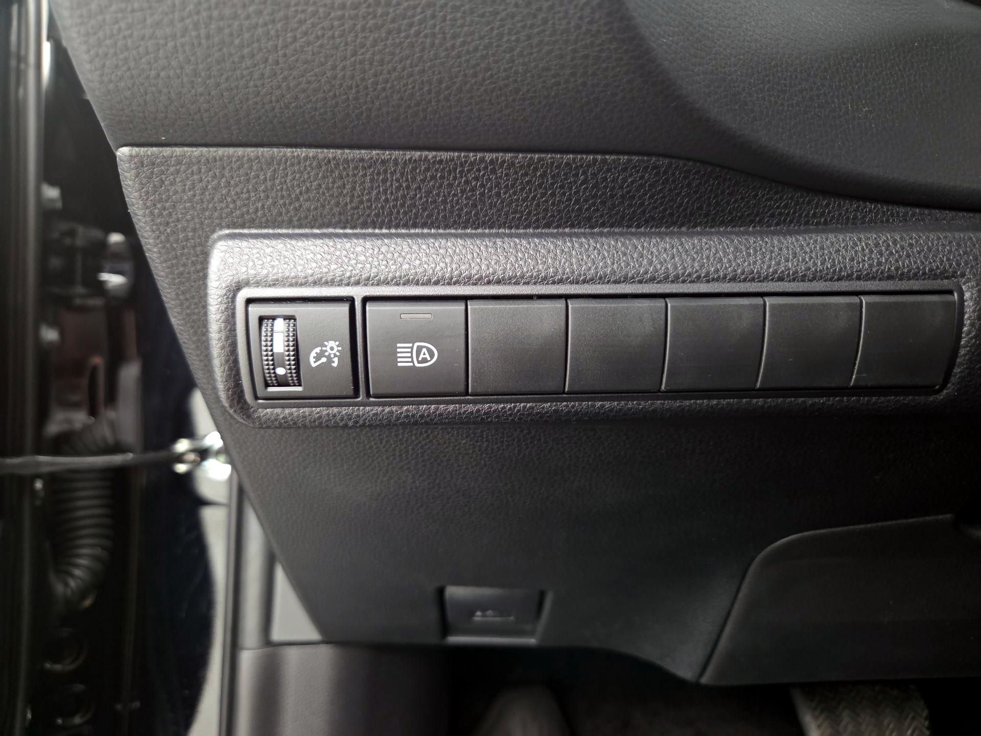 Thumbnail: 2024 Toyota Corolla - 13