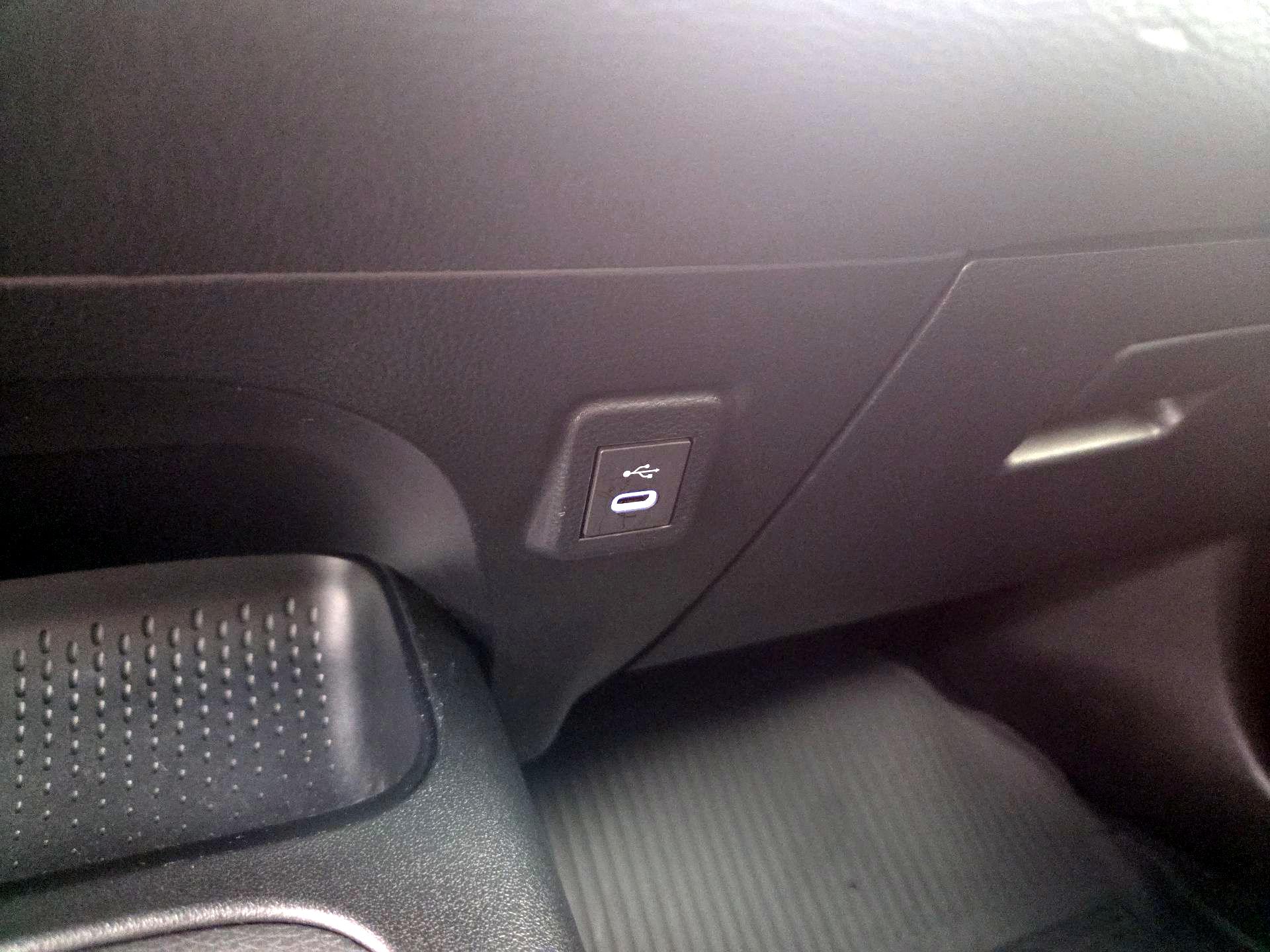 Thumbnail: 2024 Toyota Corolla - 19