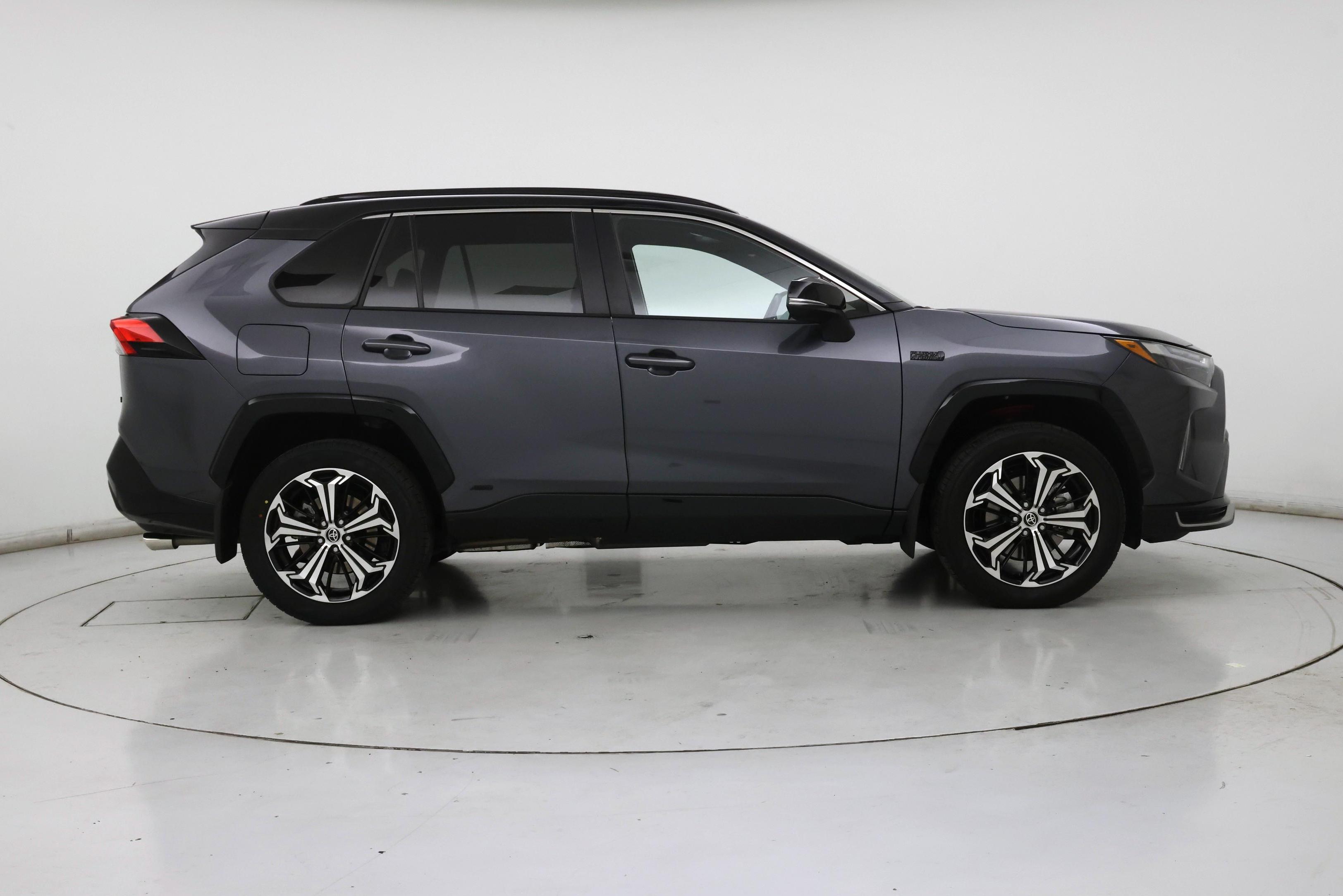 Thumbnail: 2022 Toyota RAV4 - 7