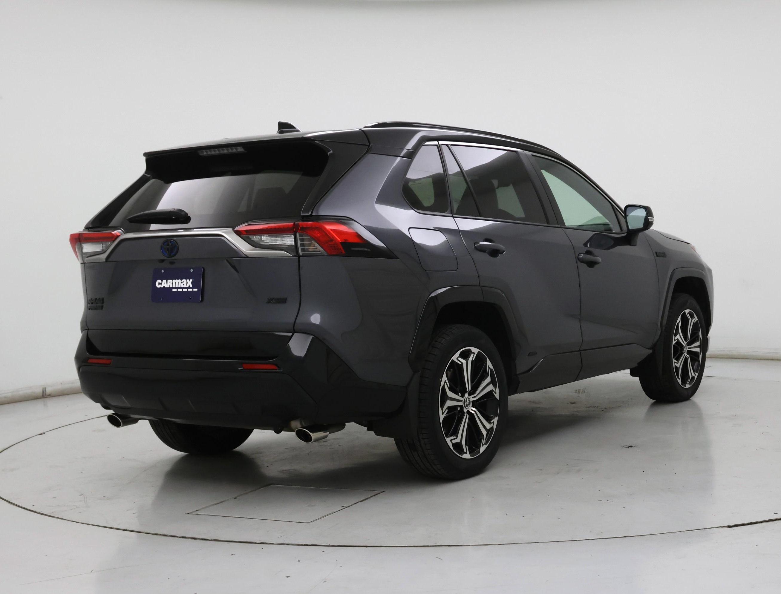 Thumbnail: 2022 Toyota RAV4 - 8