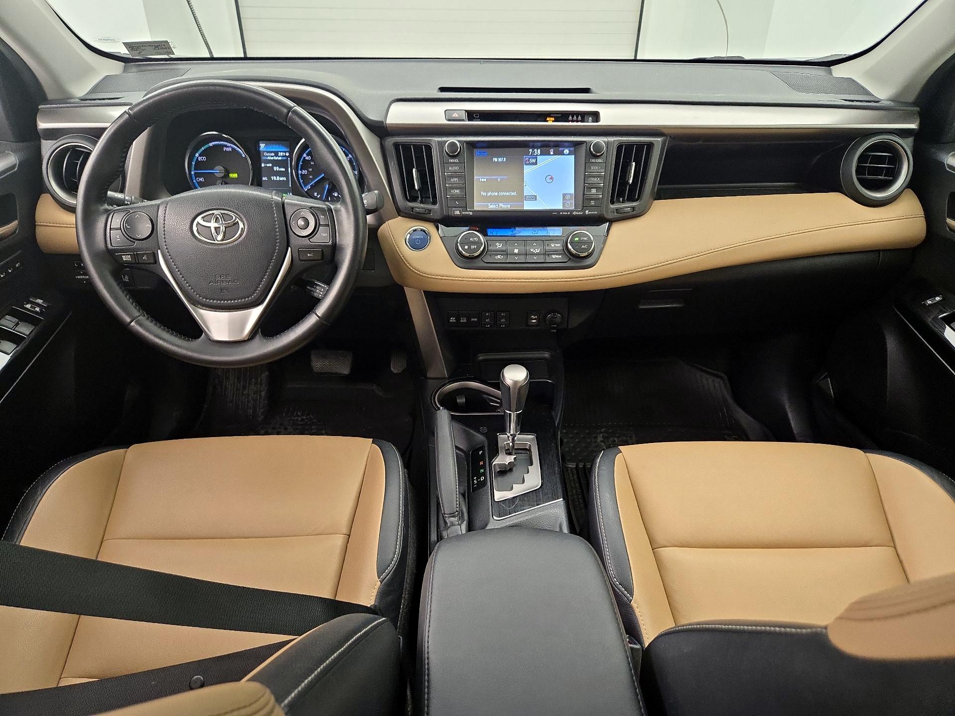 Thumbnail: 2017 Toyota RAV4 - 9