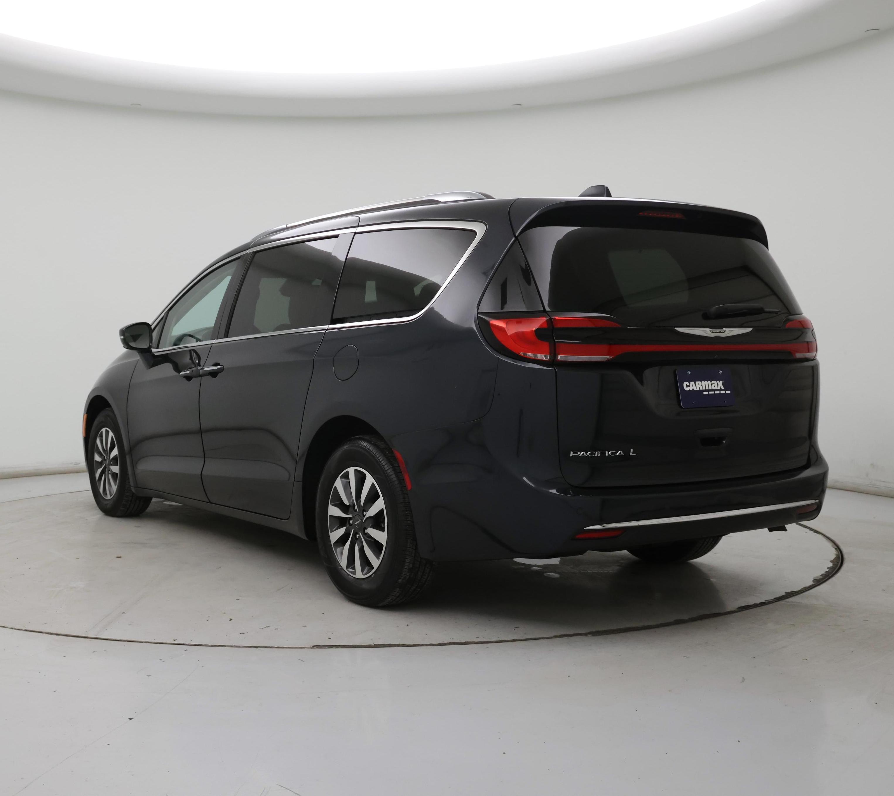 Thumbnail: 2021 Chrysler Pacifica - 2