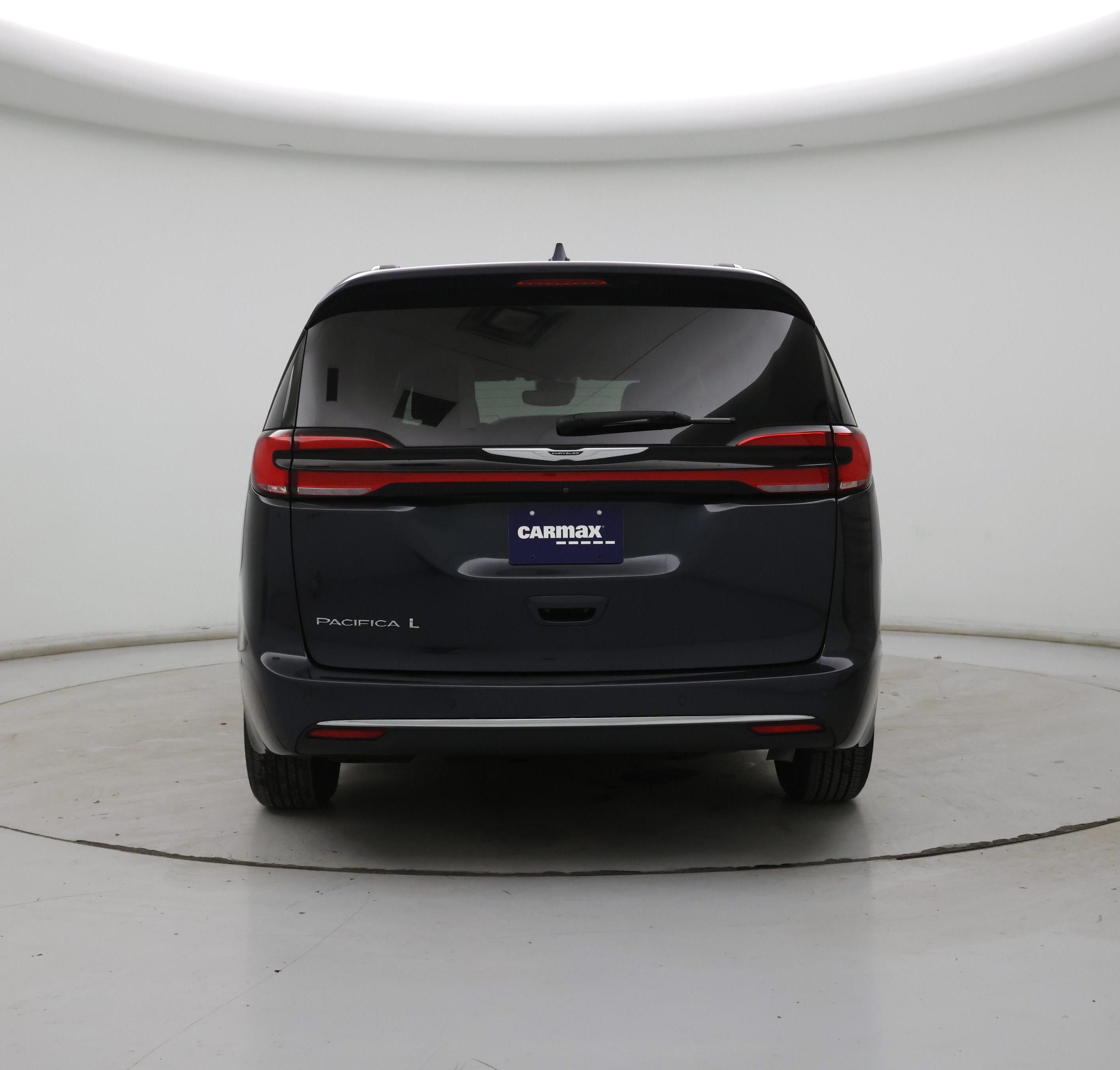 Thumbnail: 2021 Chrysler Pacifica - 6