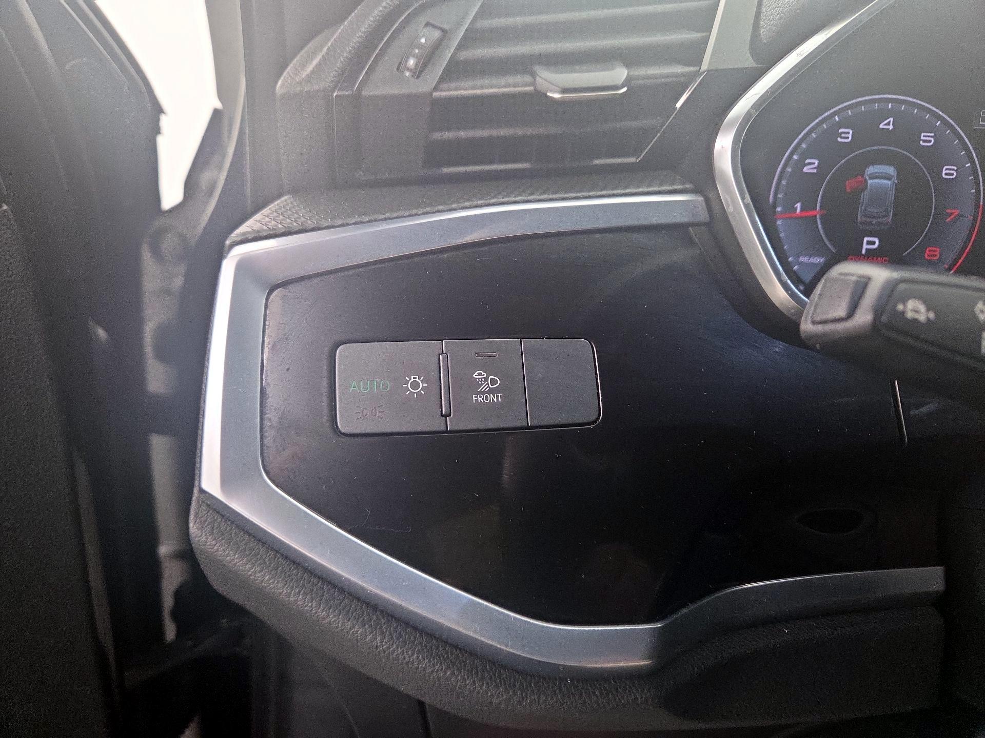 Thumbnail: 2022 Audi Q3 - 13