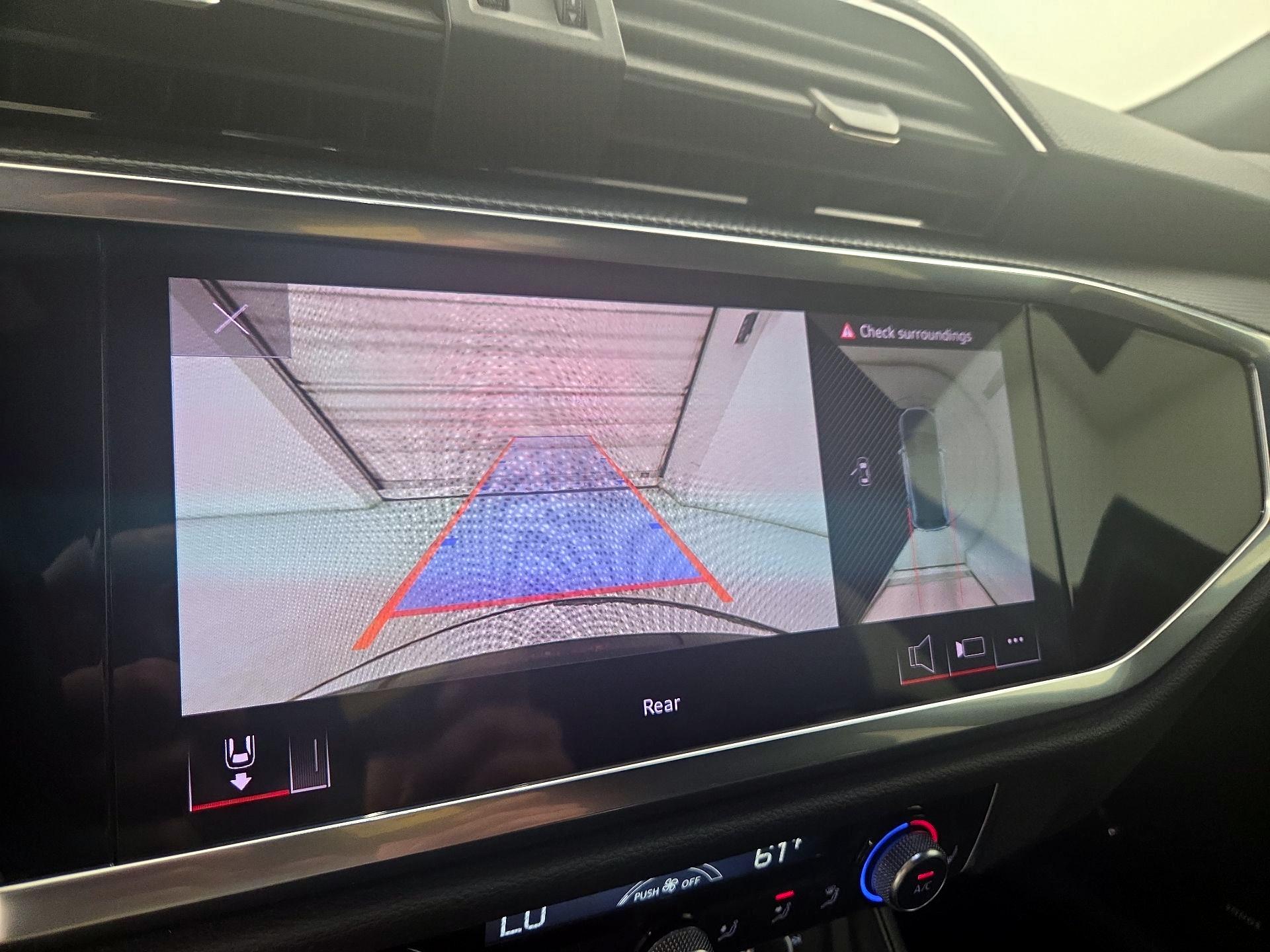 Thumbnail: 2022 Audi Q3 - 15