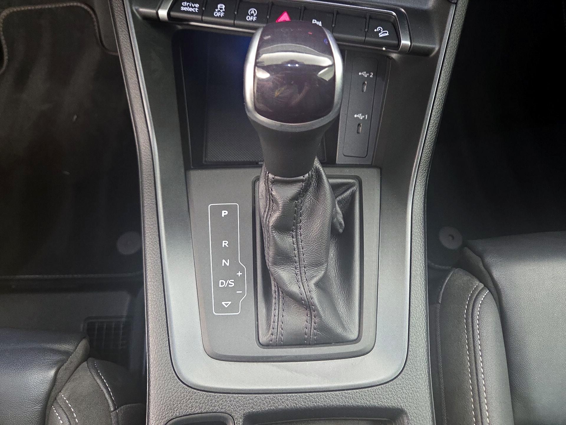 Thumbnail: 2022 Audi Q3 - 18