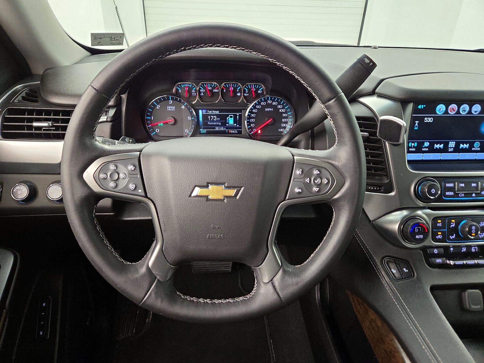 Thumbnail: 2019 Chevrolet Suburban - 10