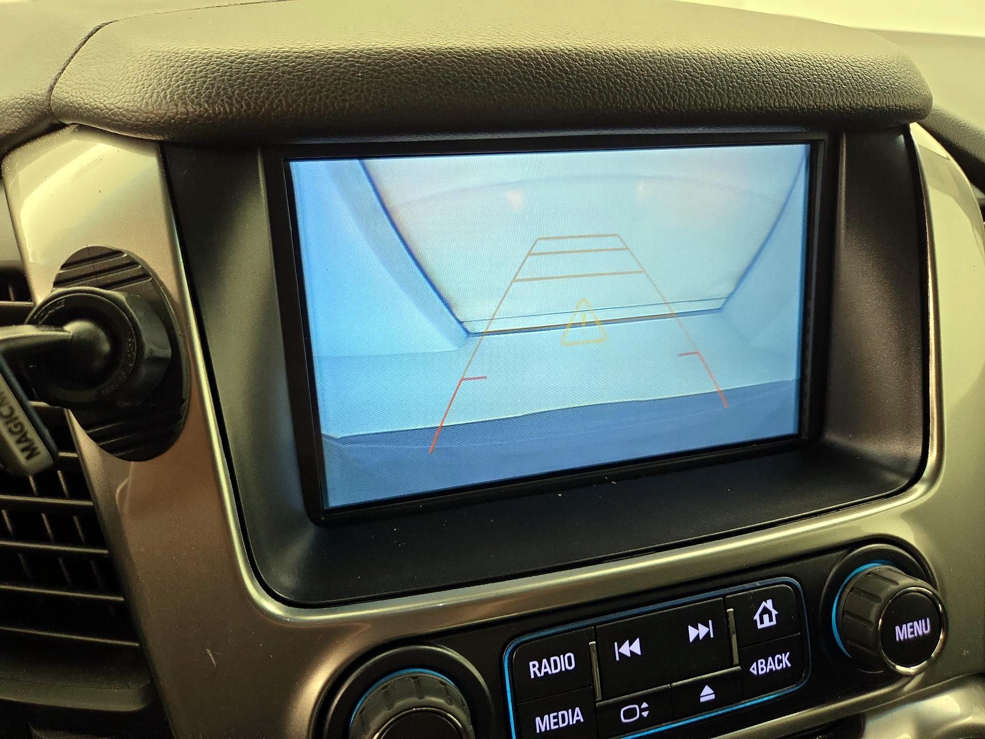 Thumbnail: 2019 Chevrolet Suburban - 15