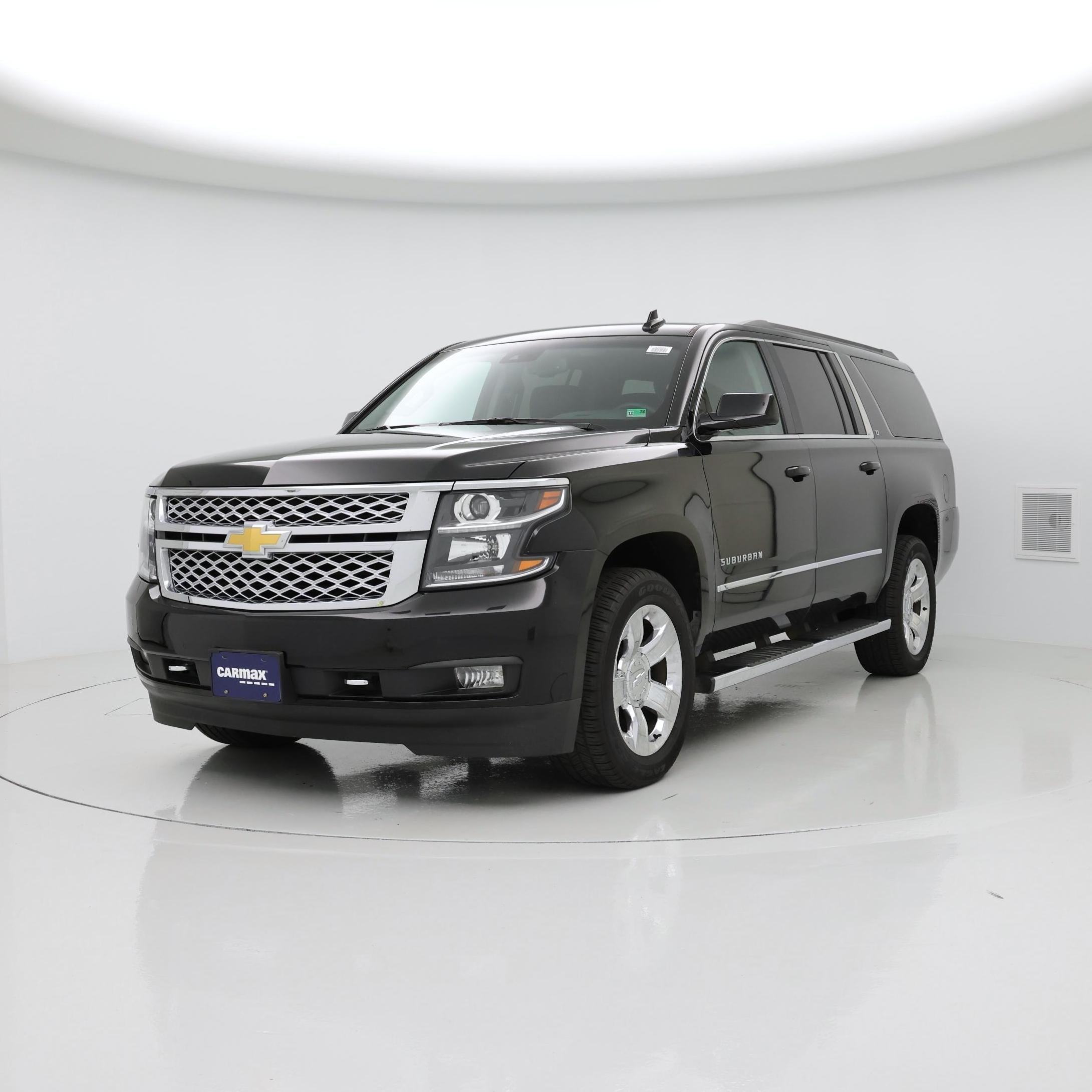 Thumbnail: 2019 Chevrolet Suburban - 4
