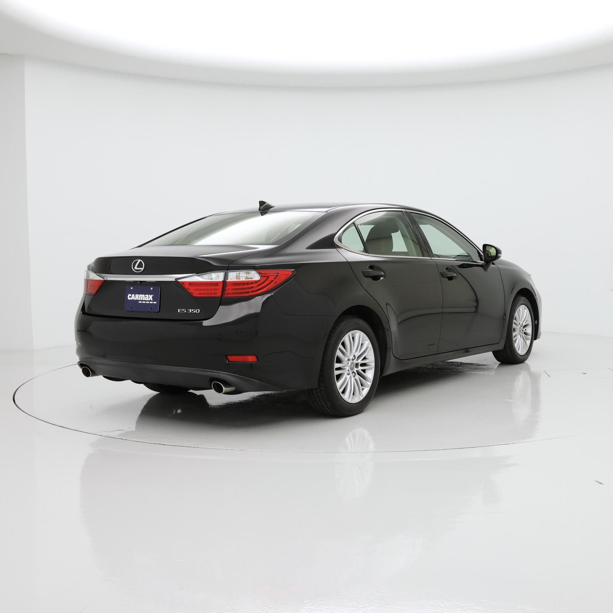 Thumbnail: 2015 Lexus ES - 8