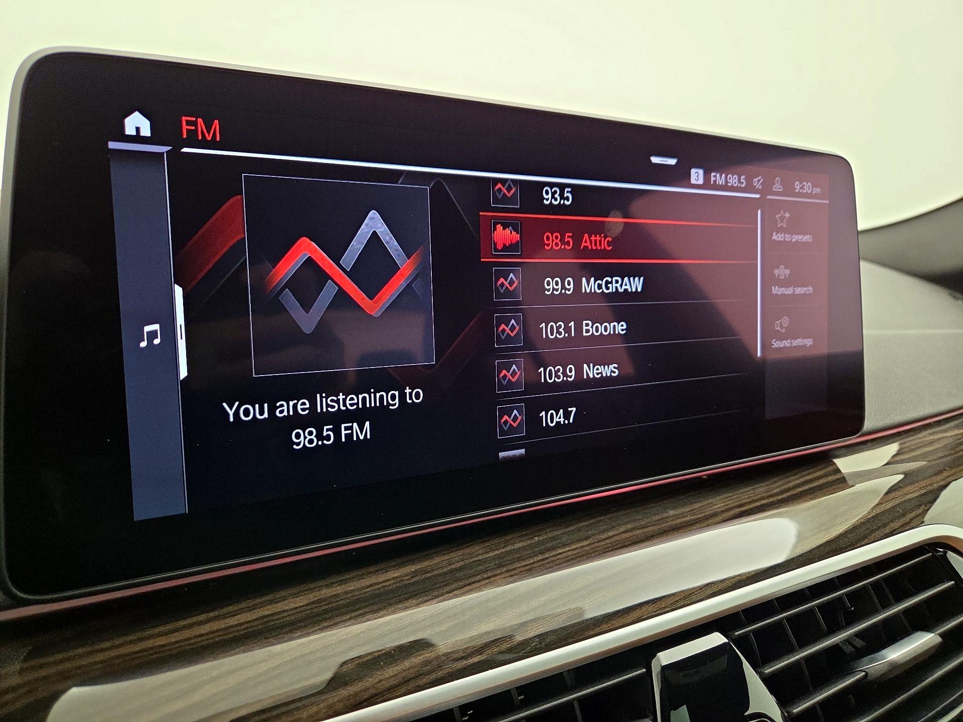 Thumbnail: 2021 BMW 5 Series - 16