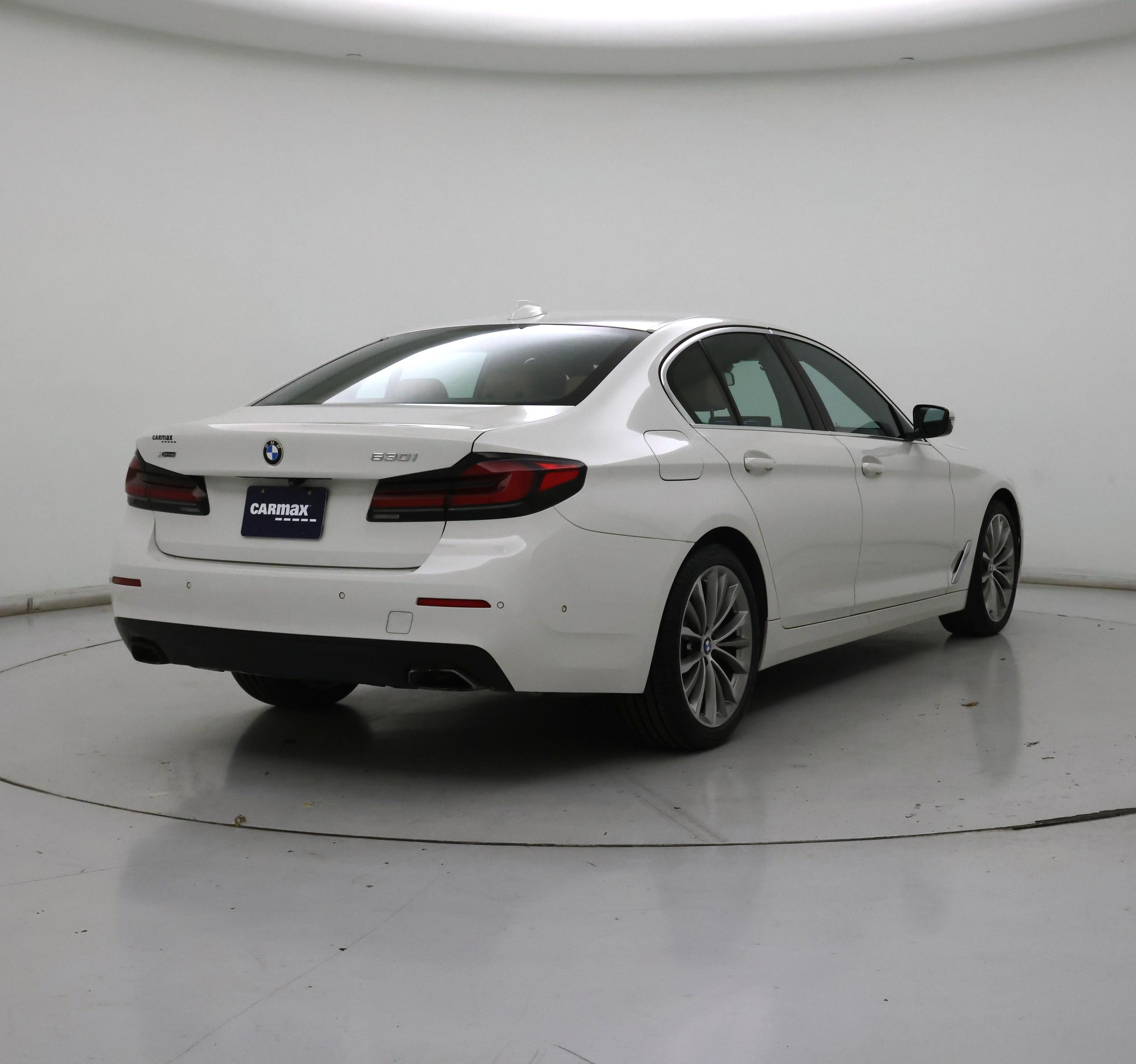 Thumbnail: 2021 BMW 5 Series - 8