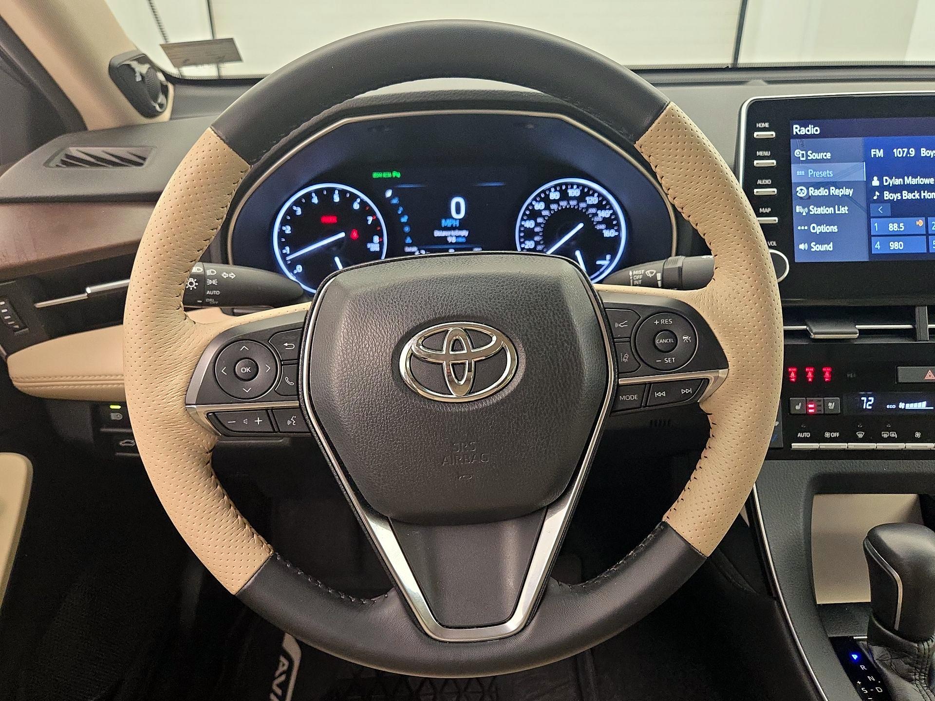Thumbnail: 2019 Toyota Avalon - 10