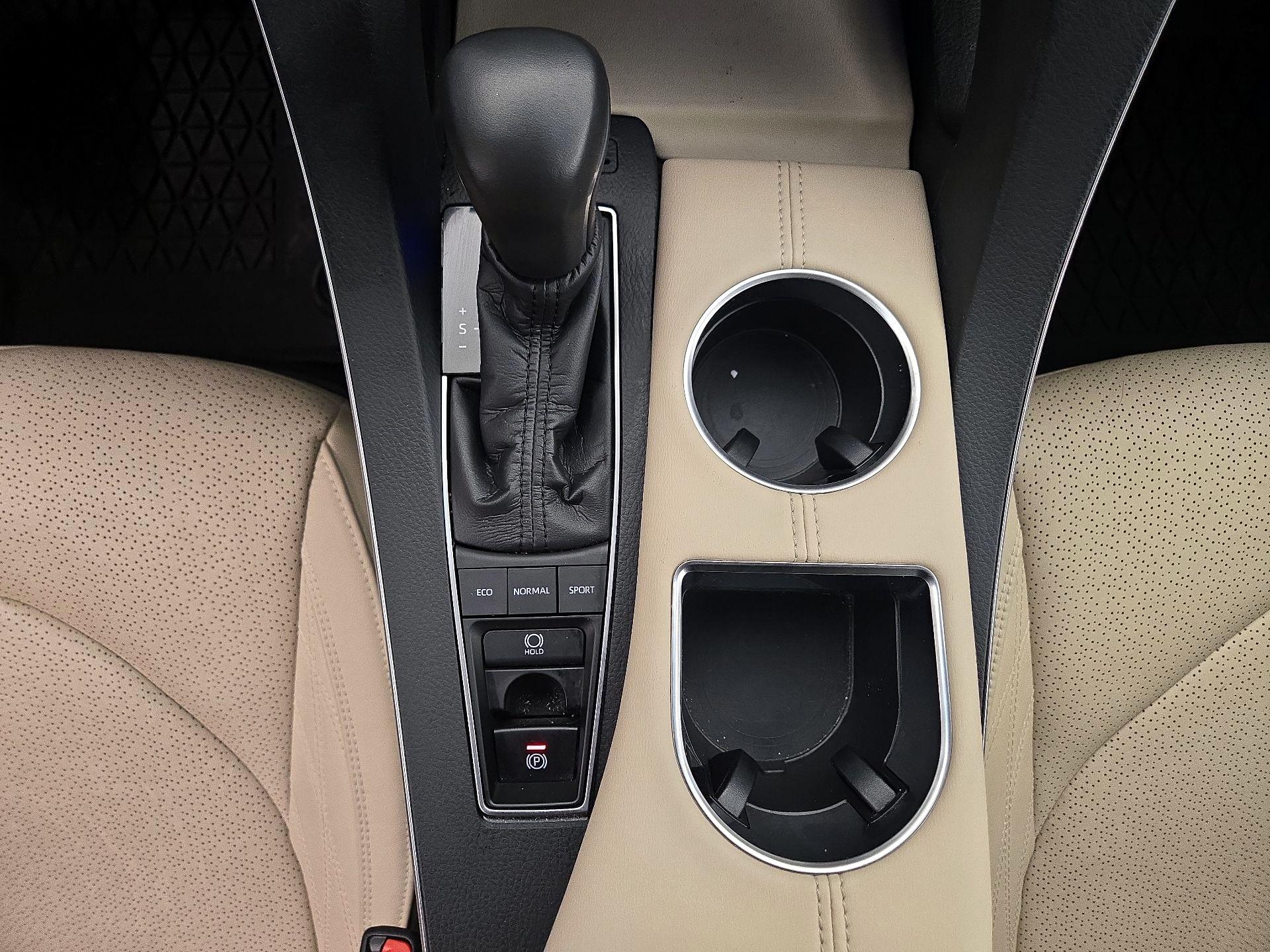 Thumbnail: 2019 Toyota Avalon - 18