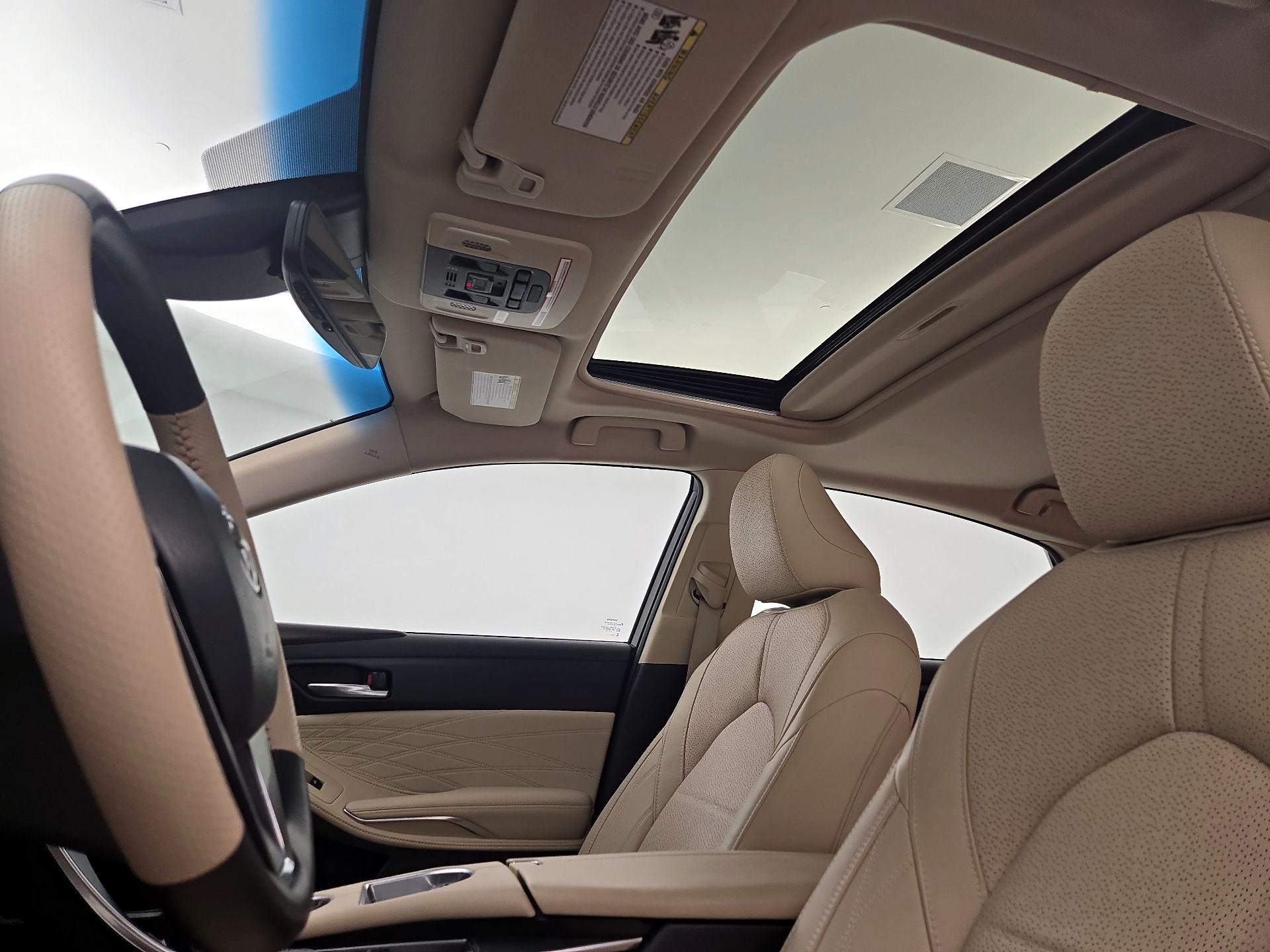 Thumbnail: 2019 Toyota Avalon - 20