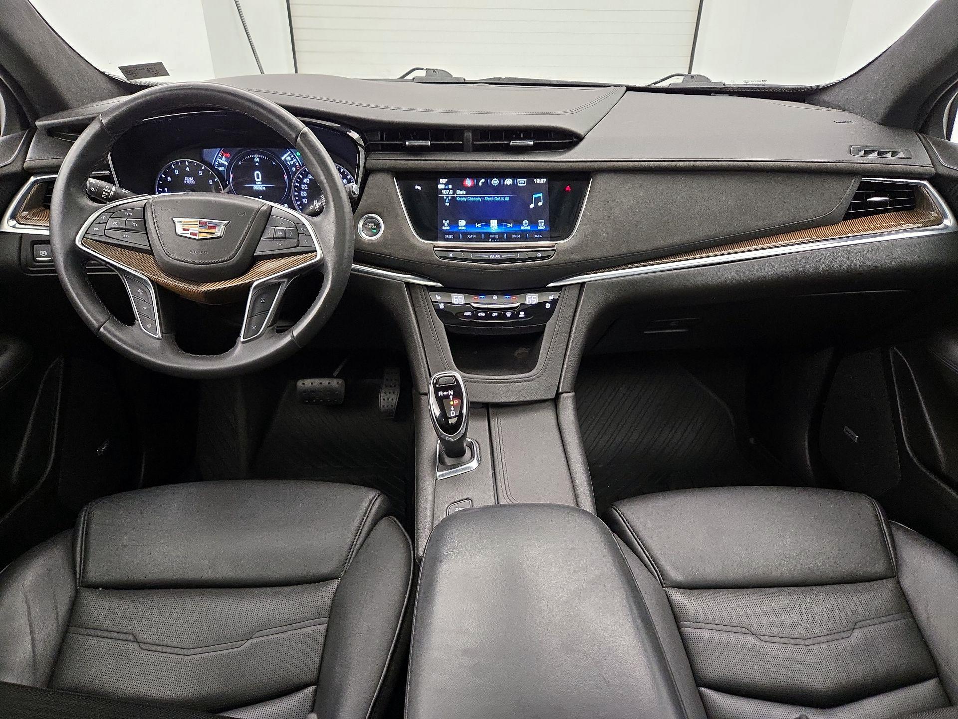 Thumbnail: 2018 Cadillac XT5 - 9
