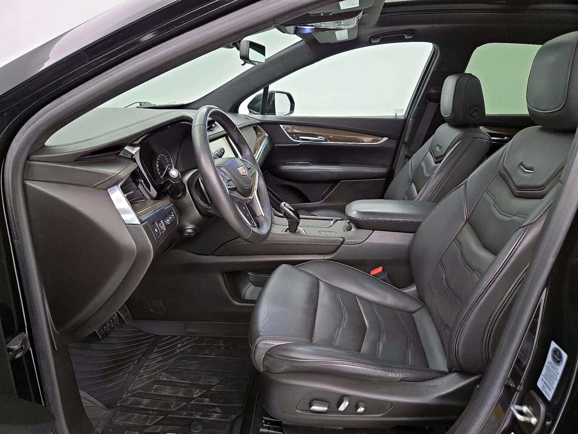 Thumbnail: 2018 Cadillac XT5 - 11