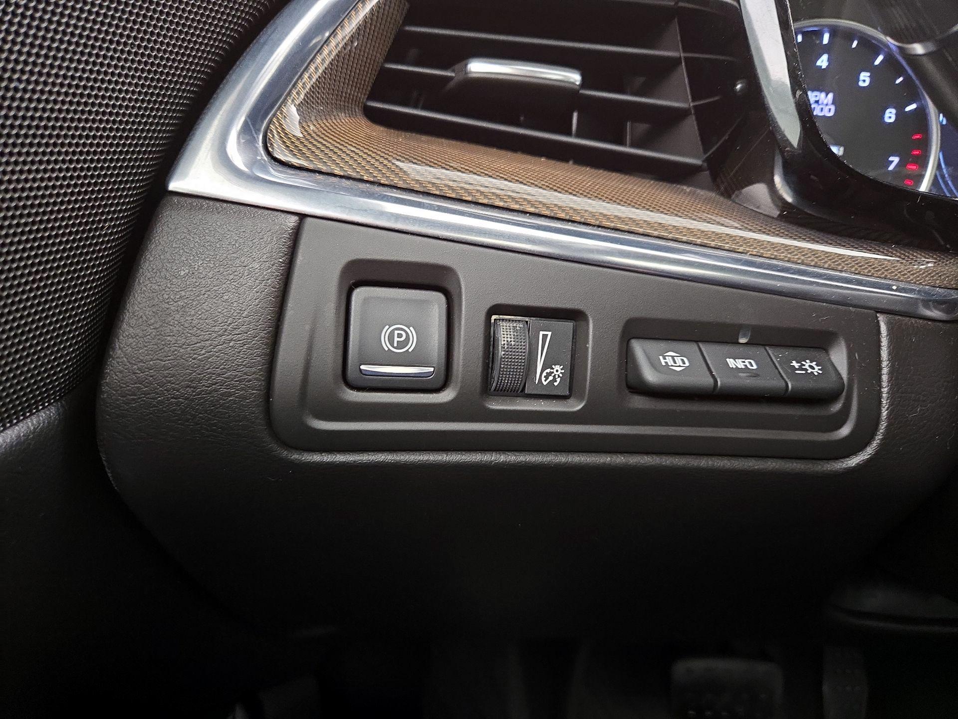 Thumbnail: 2018 Cadillac XT5 - 13