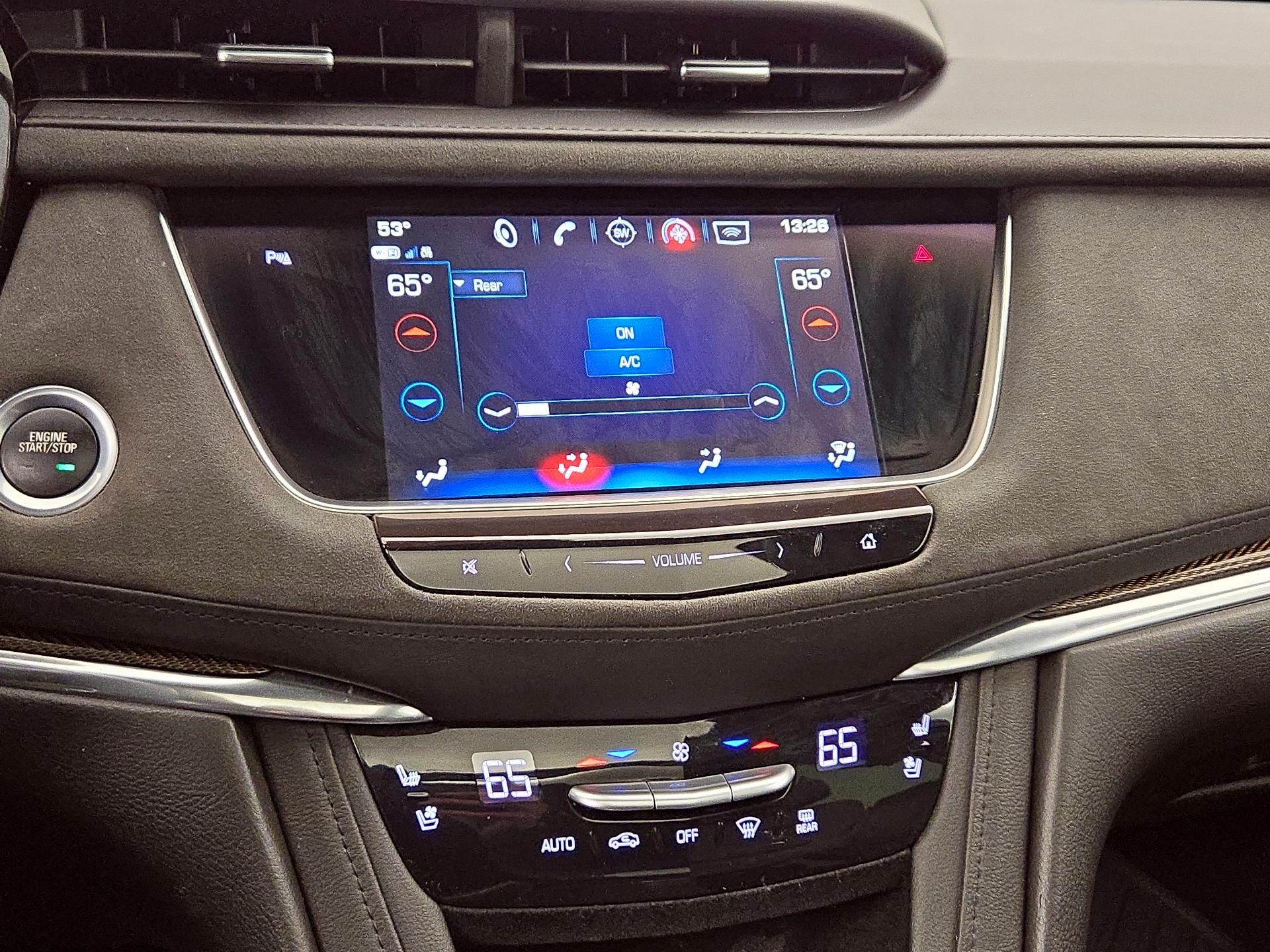 Thumbnail: 2018 Cadillac XT5 - 17