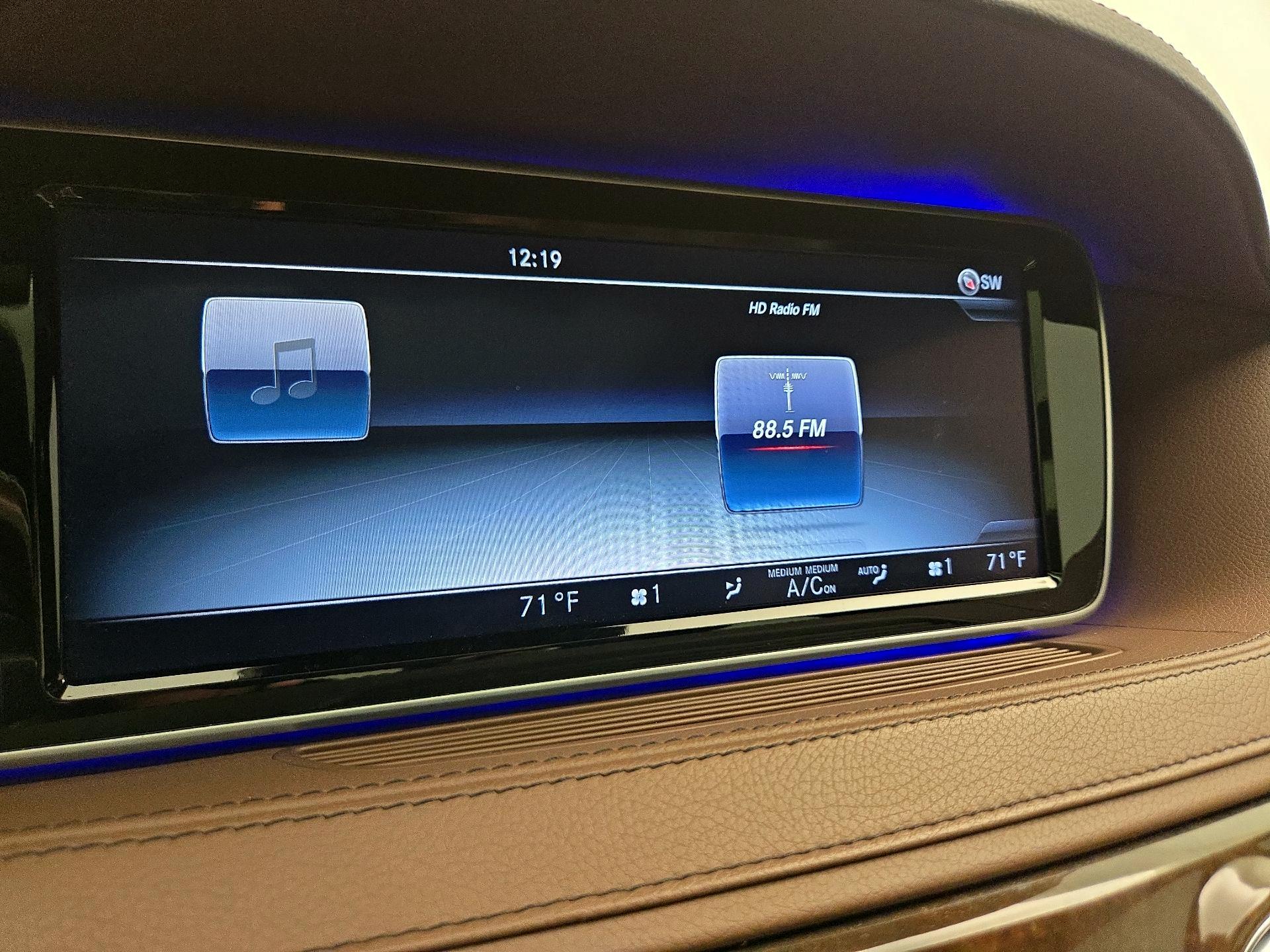 Thumbnail: 2016 Mercedes-Benz S-Class - 16