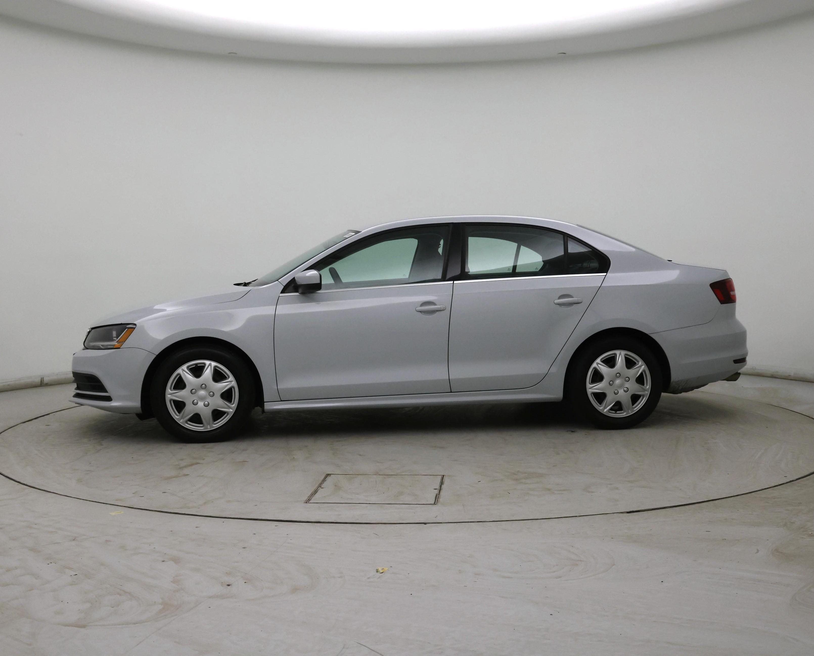 Thumbnail: 2017 Volkswagen Jetta - 3