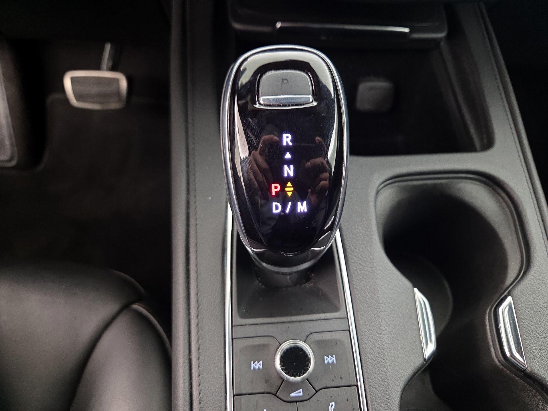 Thumbnail: 2023 Cadillac XT4 - 17