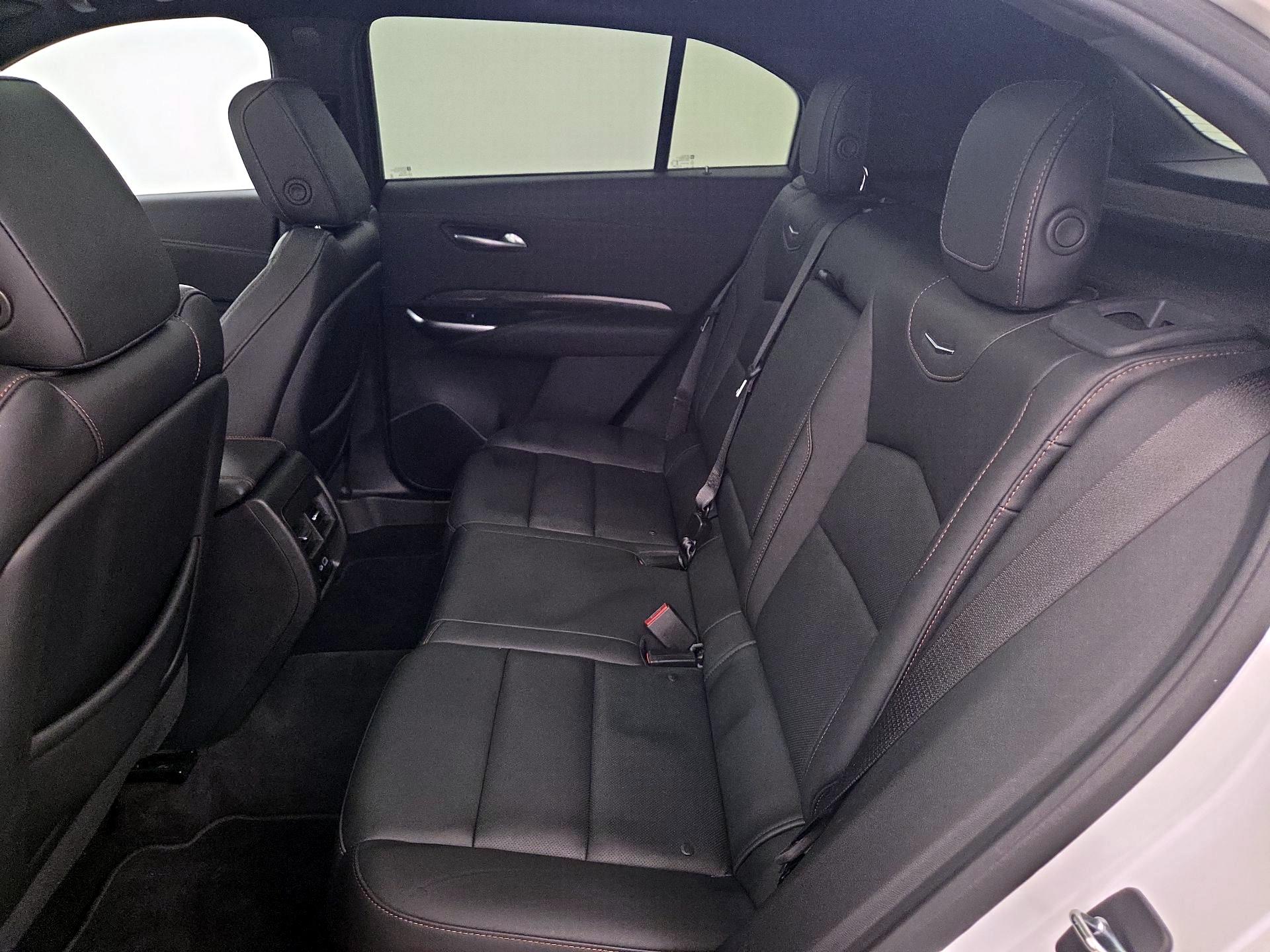 Thumbnail: 2023 Cadillac XT4 - 20