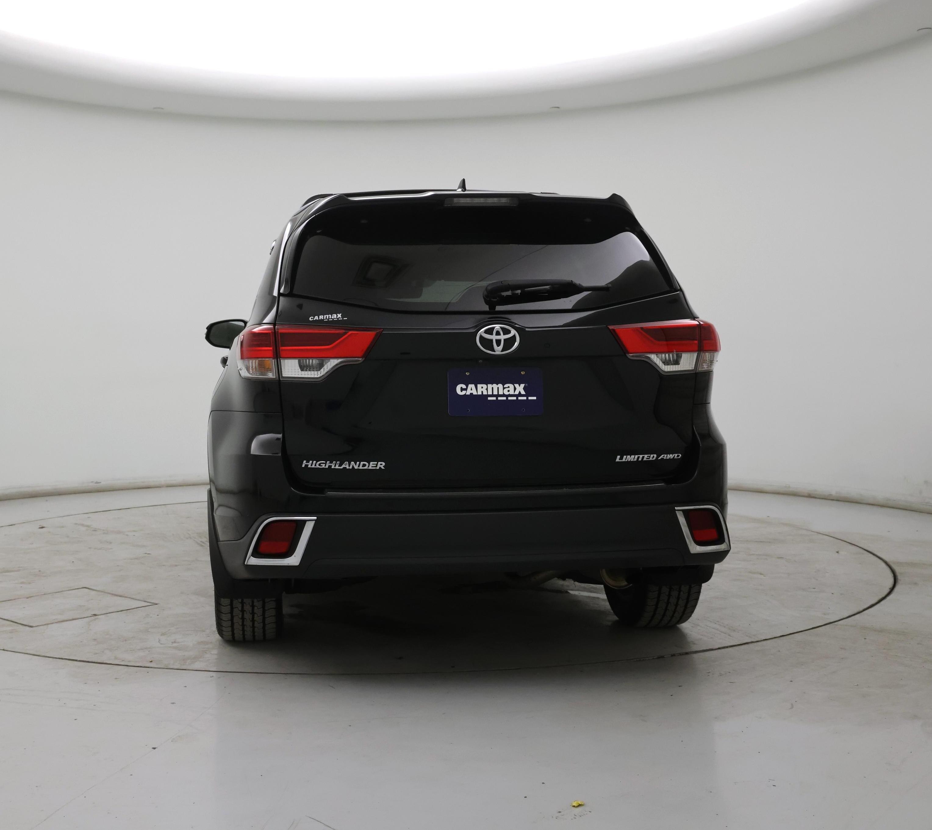 Thumbnail: 2017 Toyota Highlander - 6