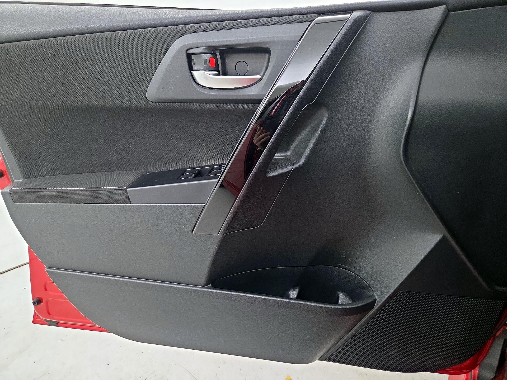 Thumbnail: 2018 Toyota Corolla iM - 12