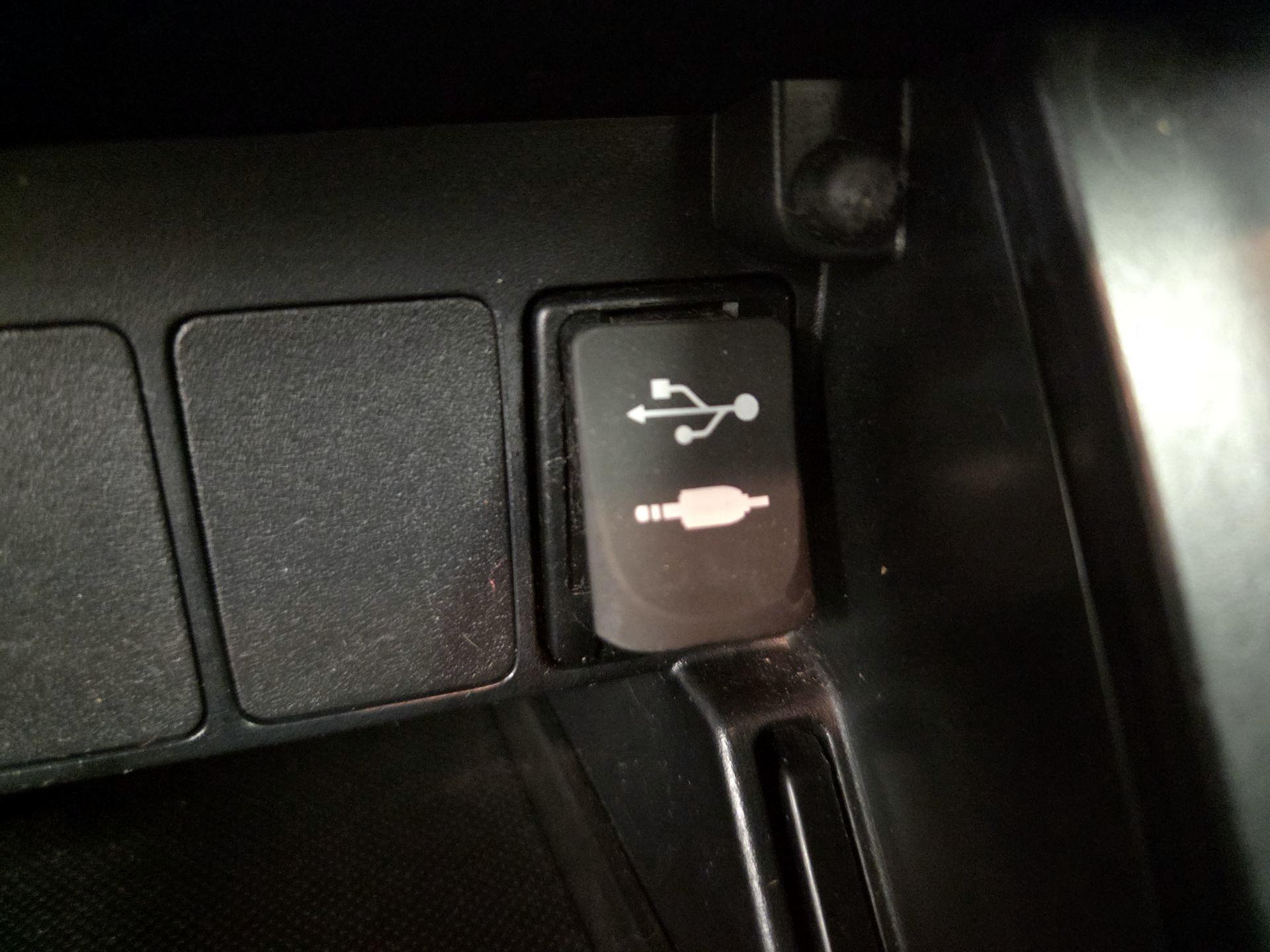 Thumbnail: 2018 Toyota Corolla iM - 18