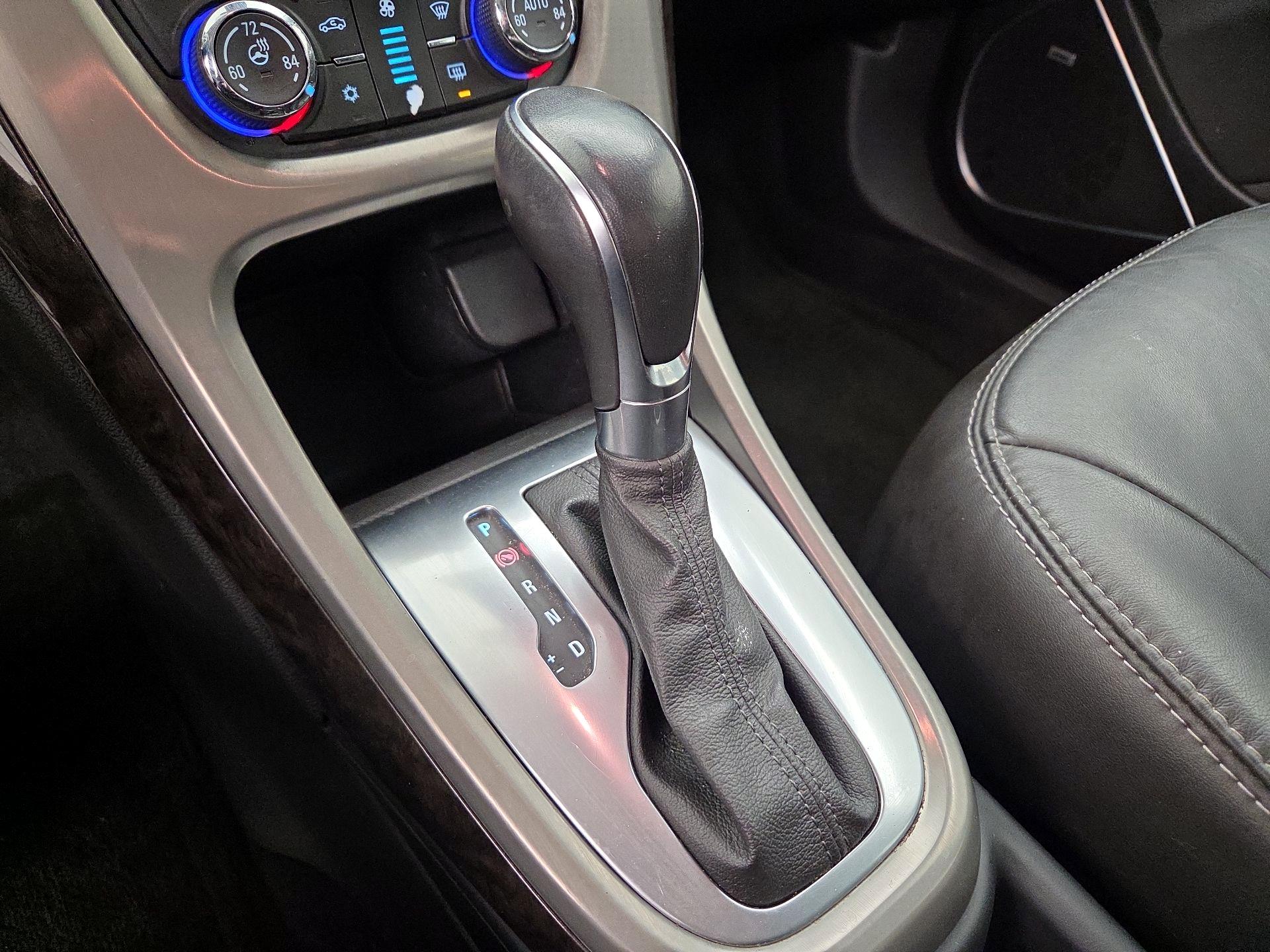 Thumbnail: 2015 Buick Verano - 17