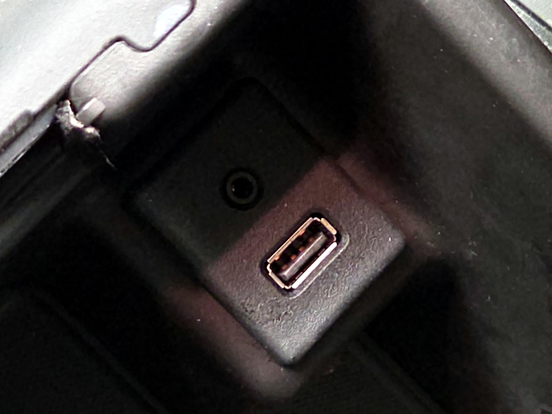 Thumbnail: 2015 Buick Verano - 18