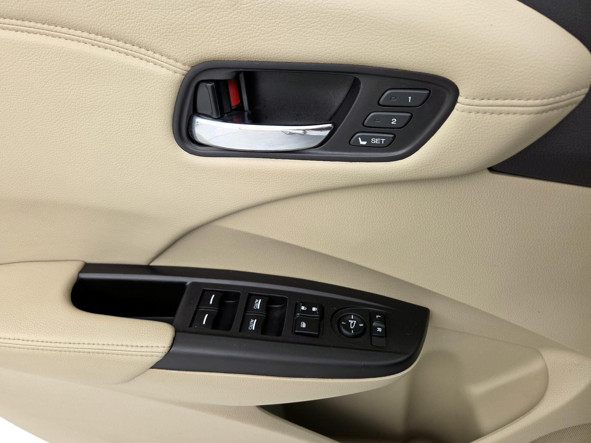 Thumbnail: 2015 Acura RDX - 12