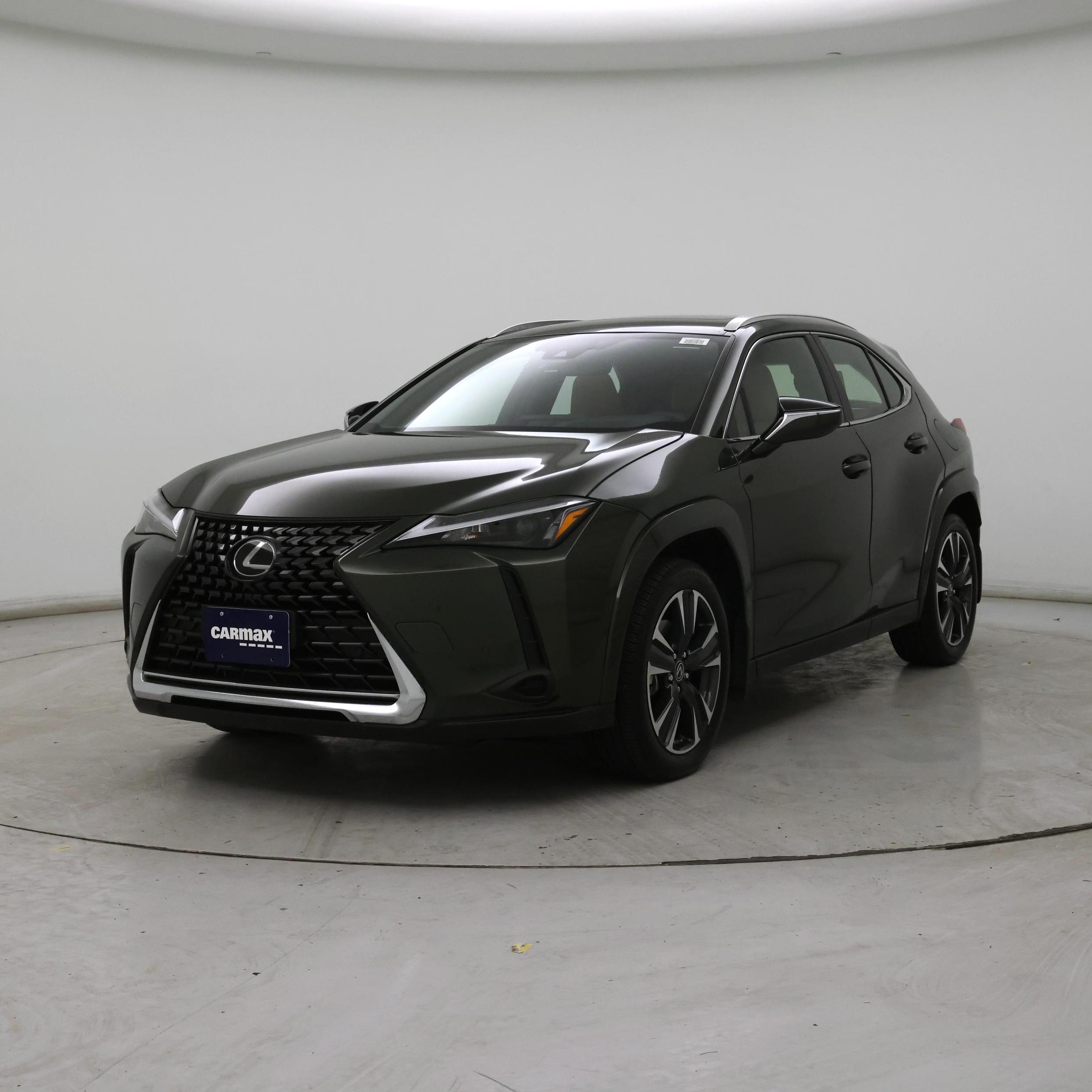 Thumbnail: 2023 Lexus UX - 4