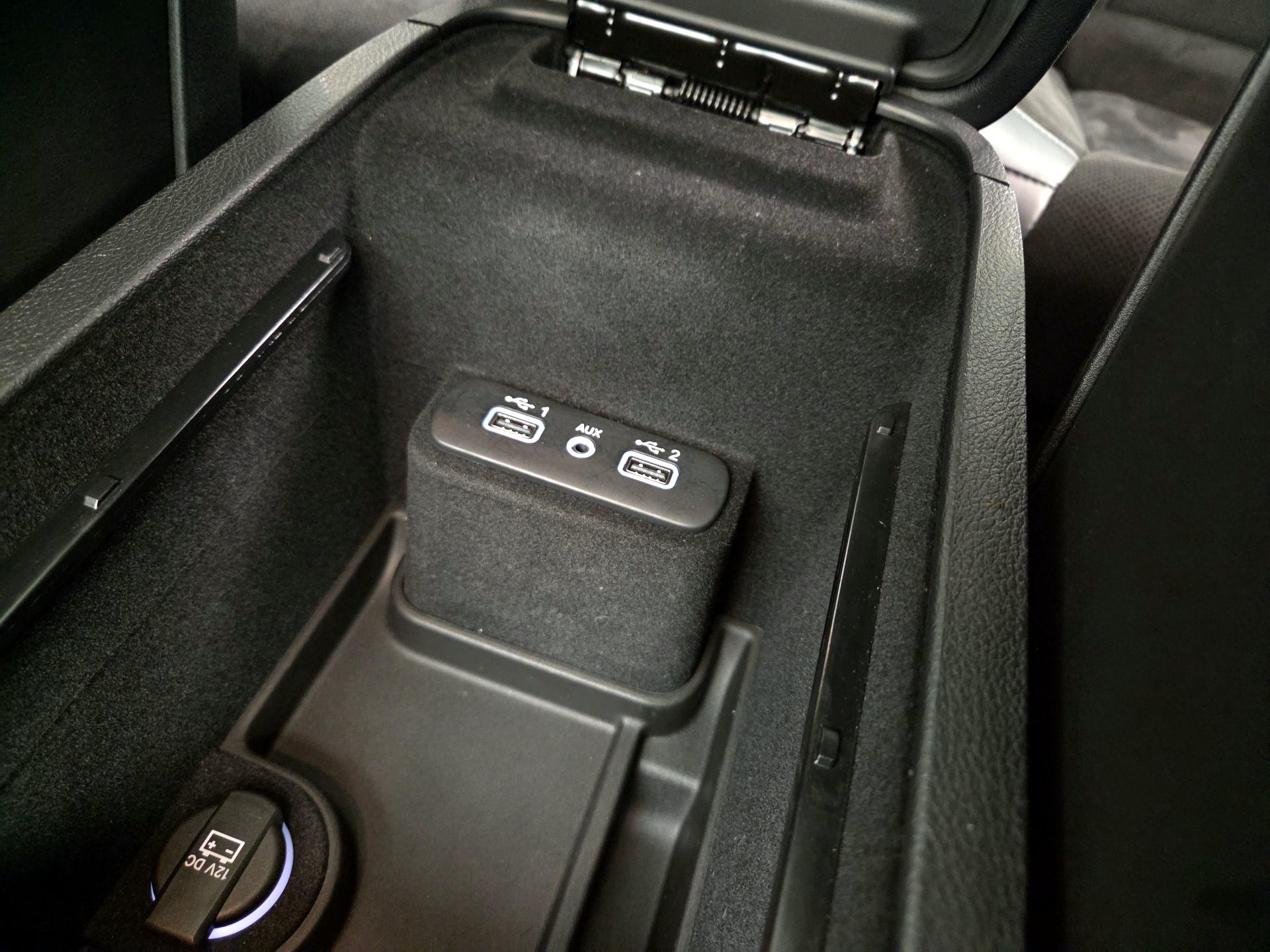 Thumbnail: 2021 Dodge Charger - 19