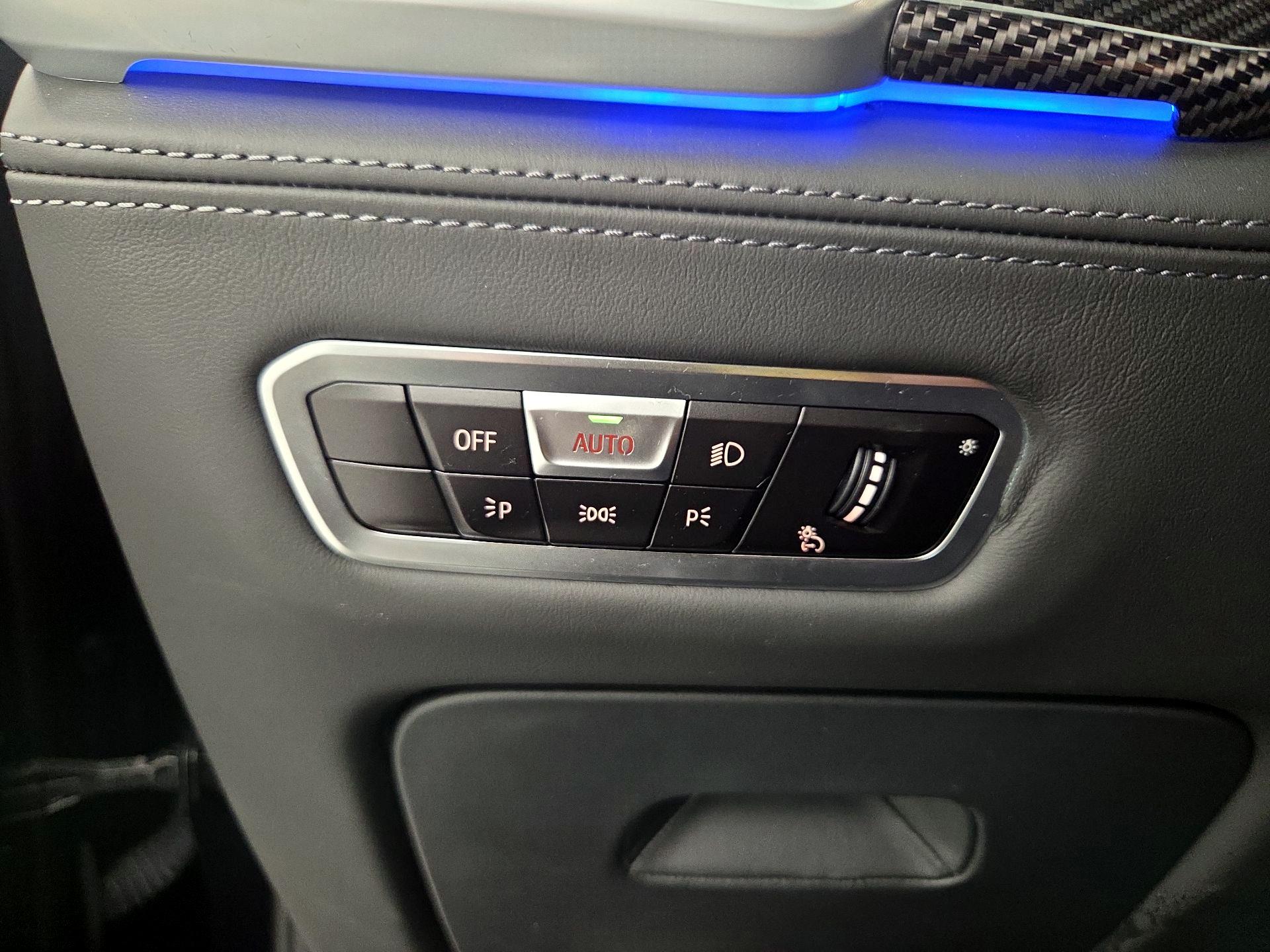 Thumbnail: 2021 BMW X6 - 13