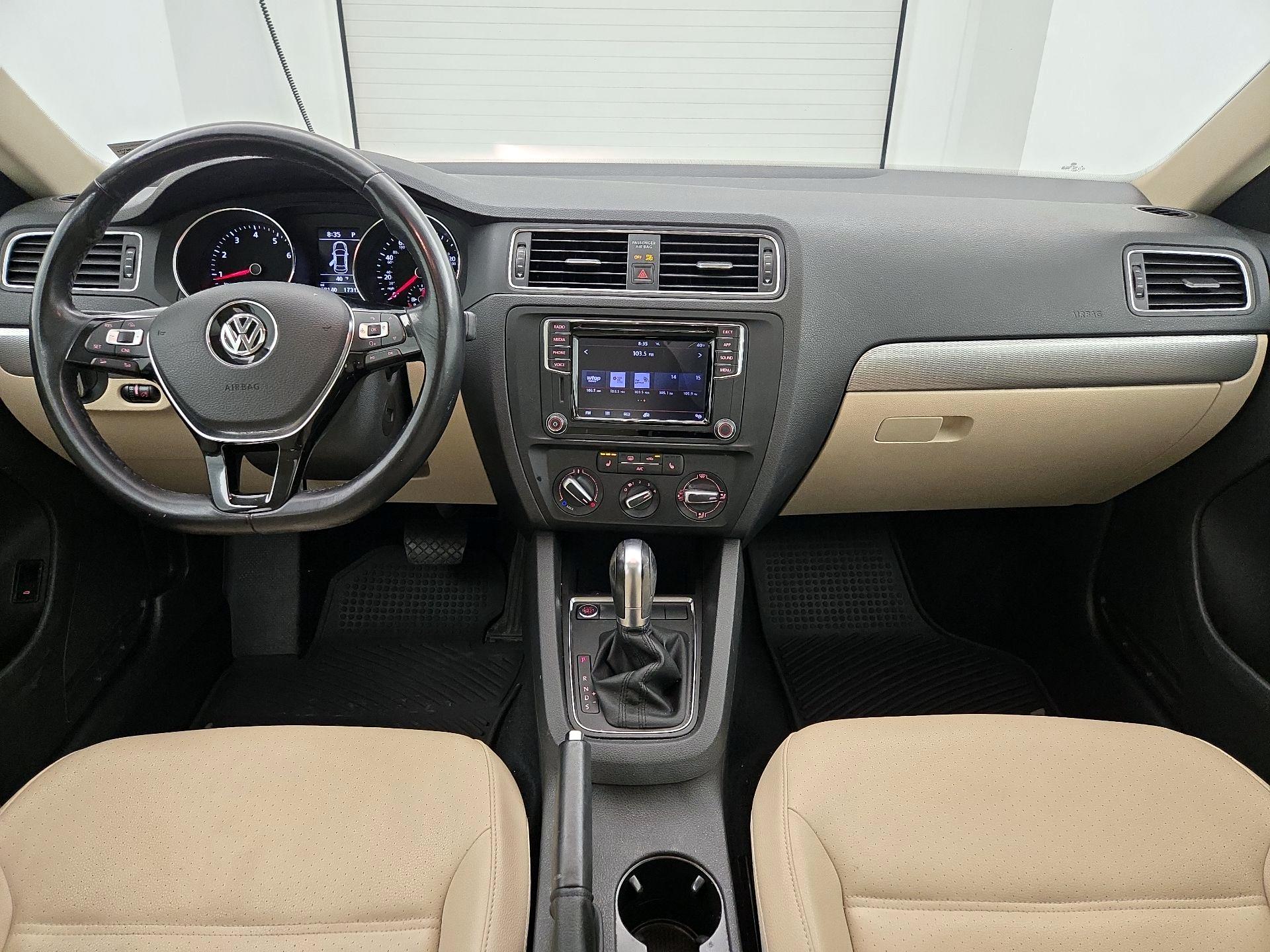 Thumbnail: 2018 Volkswagen Jetta - 9