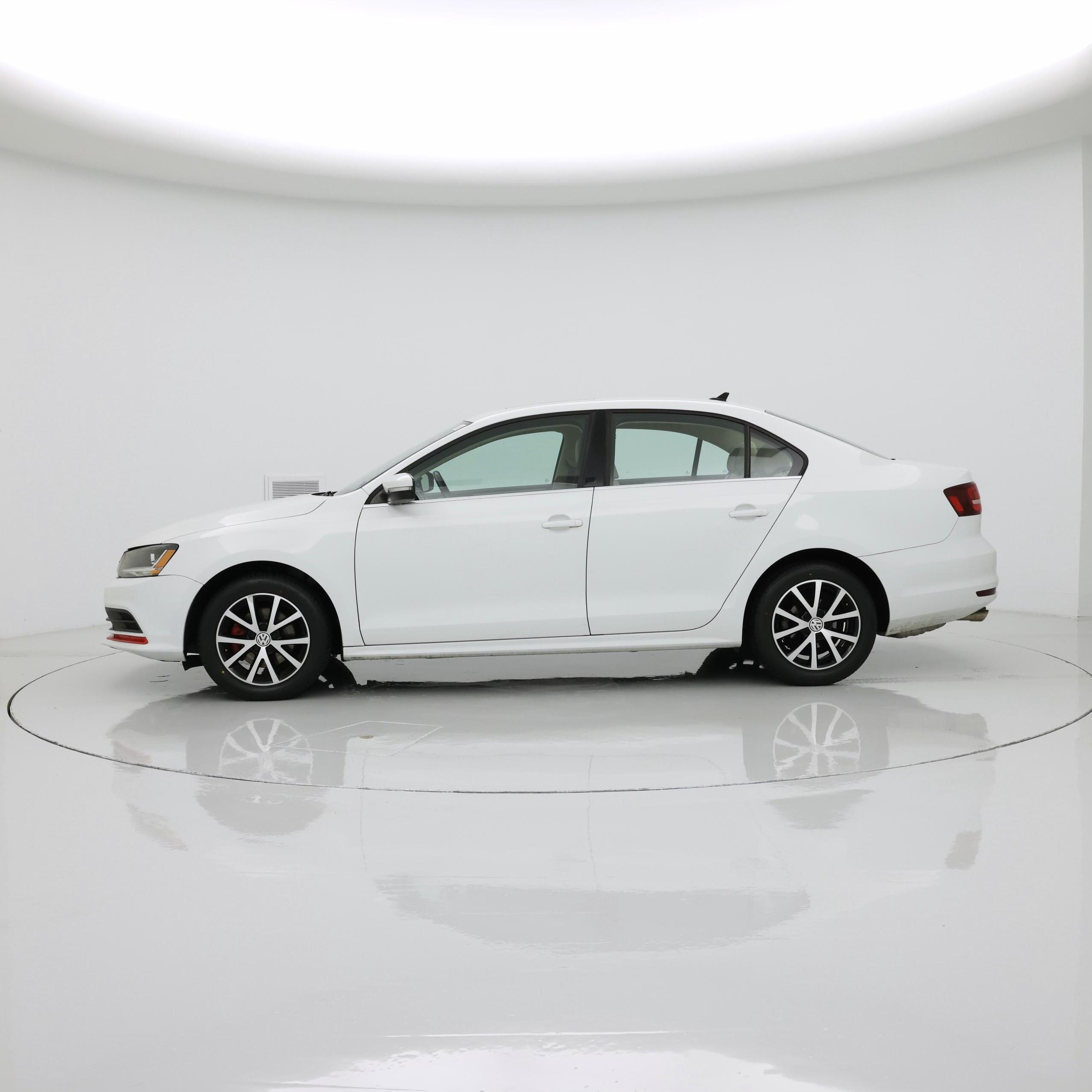 Thumbnail: 2018 Volkswagen Jetta - 3