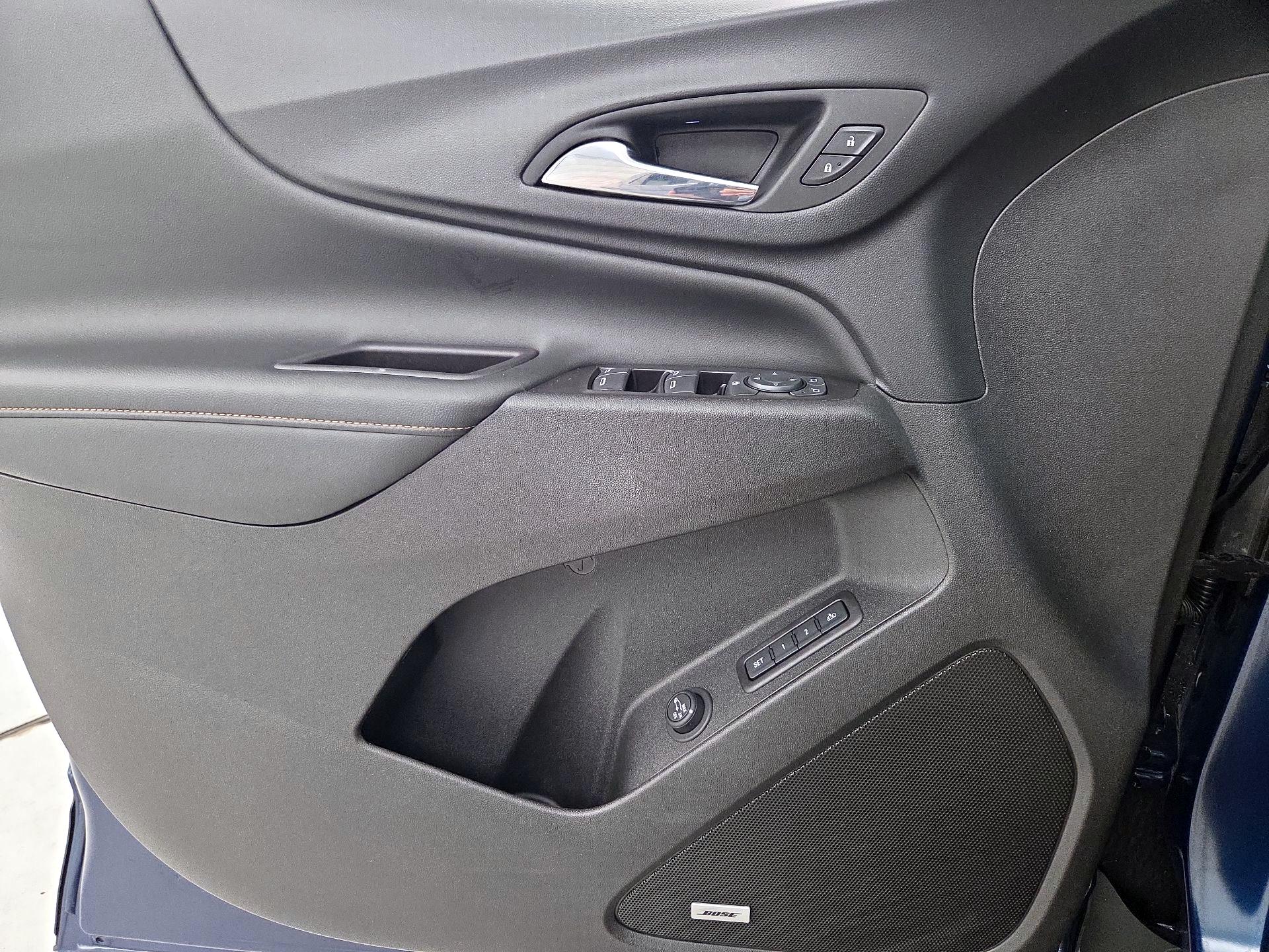 Thumbnail: 2020 Chevrolet Equinox - 12