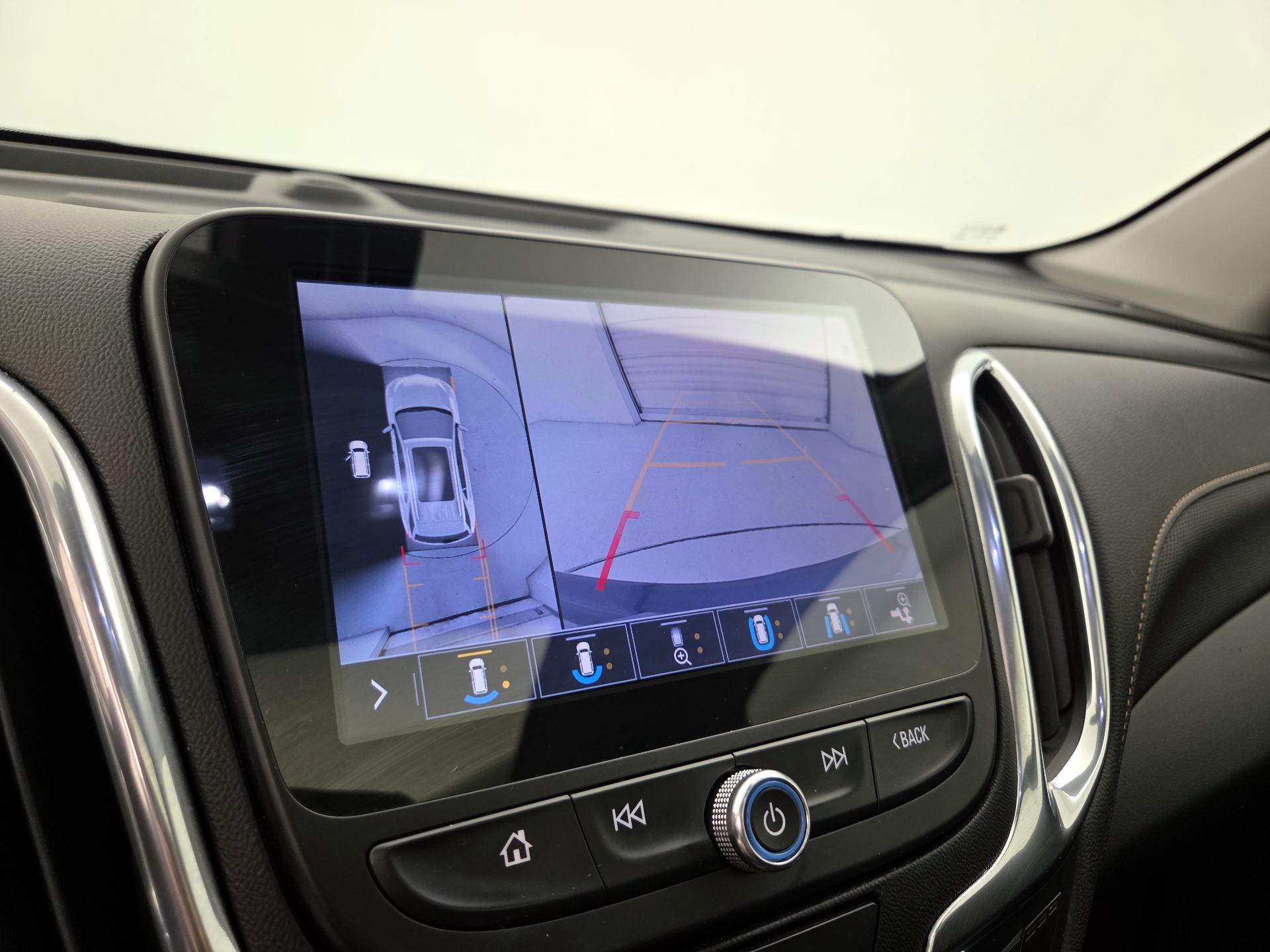 Thumbnail: 2020 Chevrolet Equinox - 14