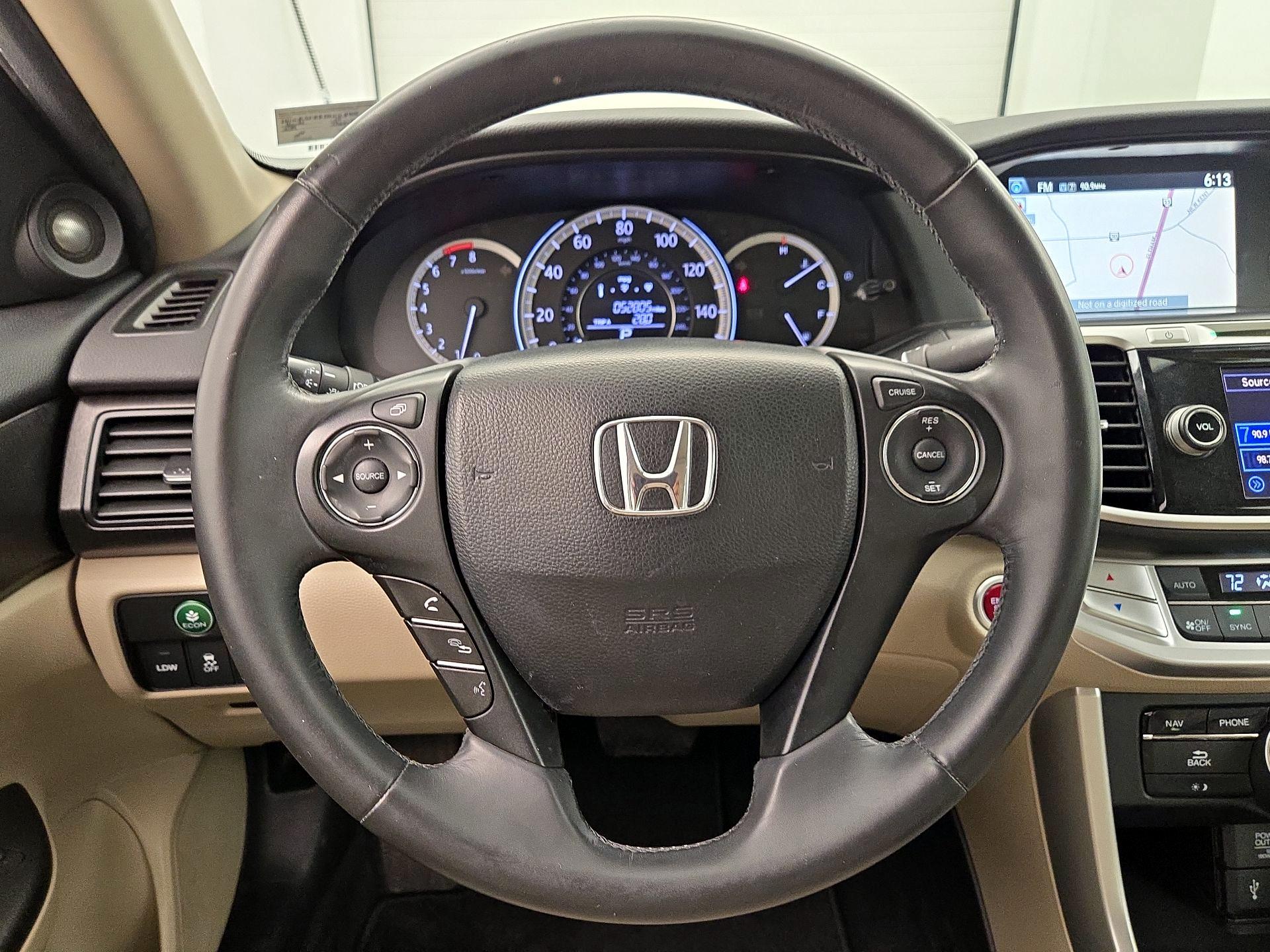 Thumbnail: 2015 Honda Accord - 10