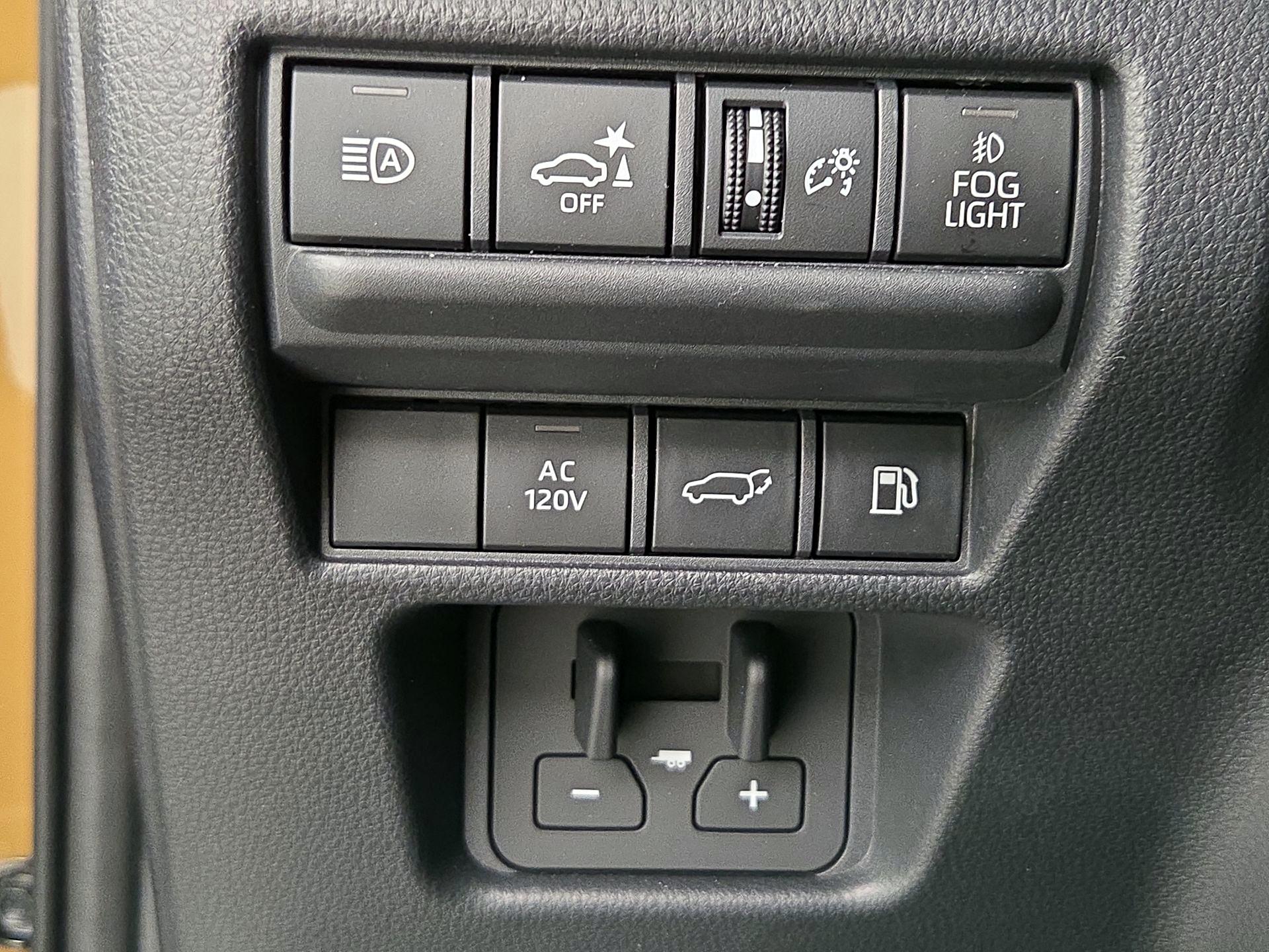 Thumbnail: 2025 Toyota Land Cruiser - 13