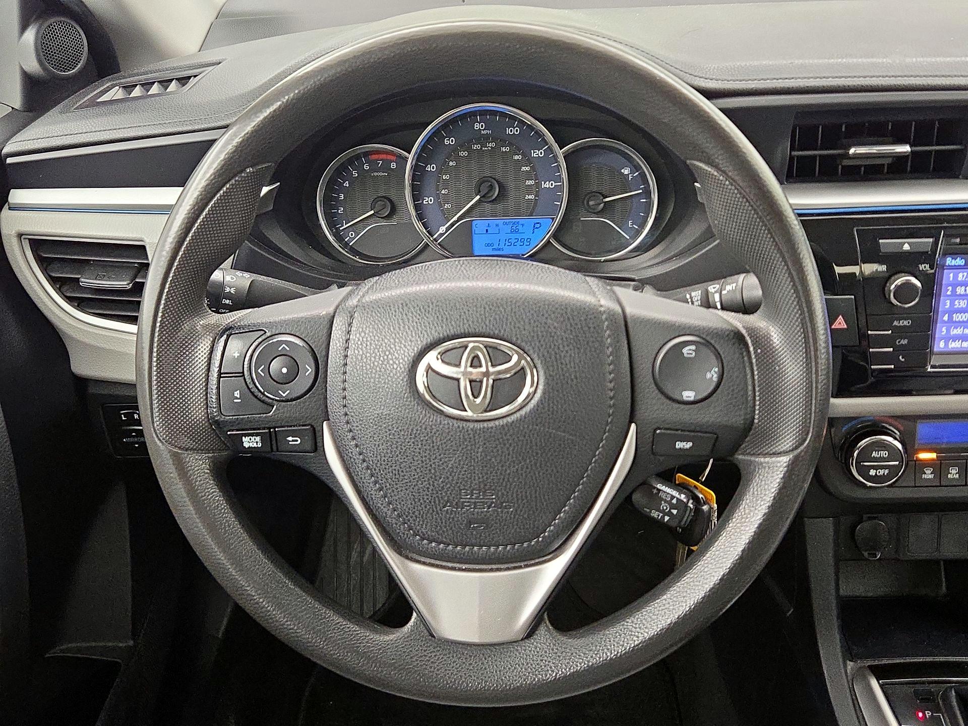 Thumbnail: 2016 Toyota Corolla - 10