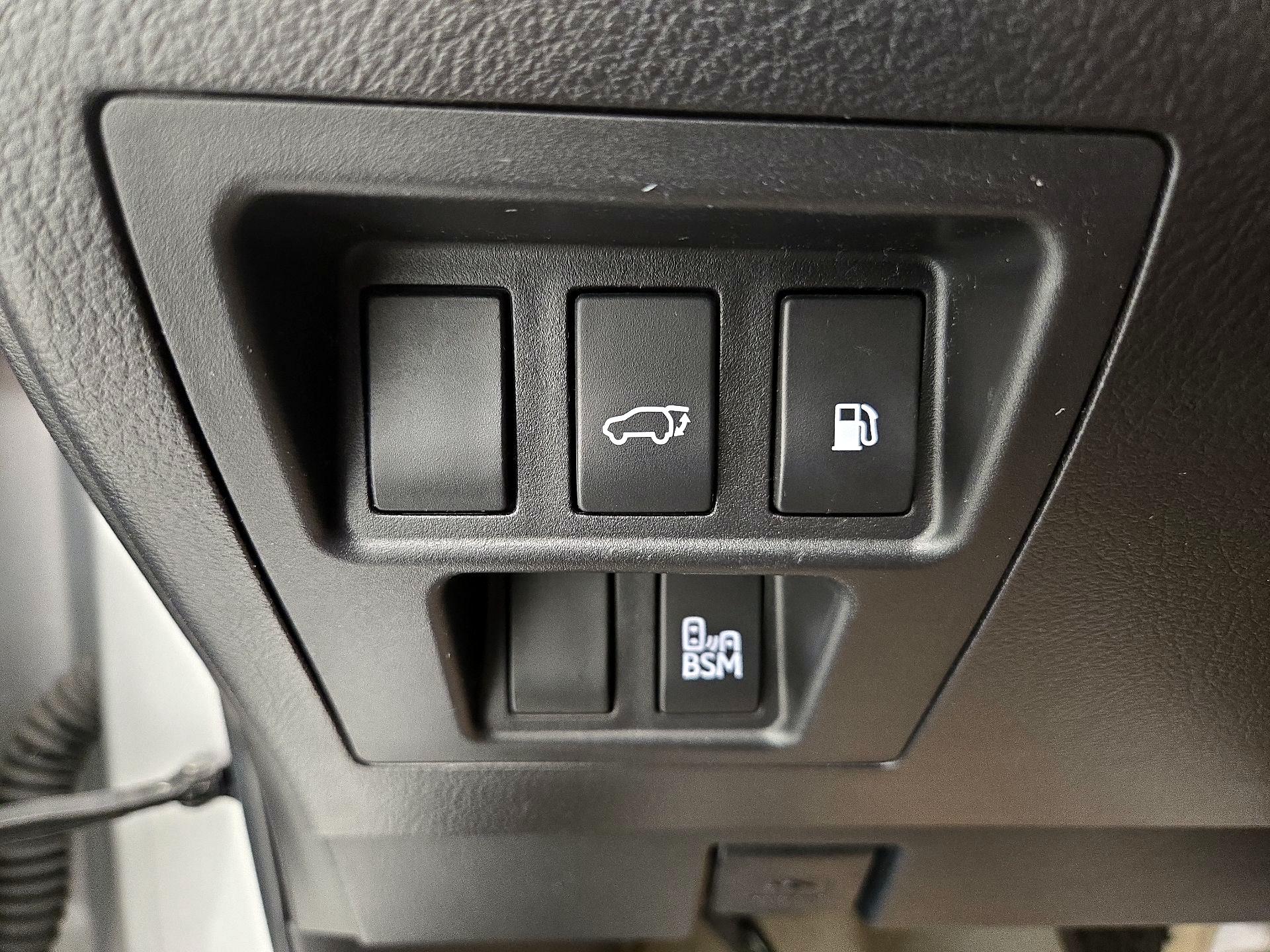 Thumbnail: 2015 Lexus RX - 13