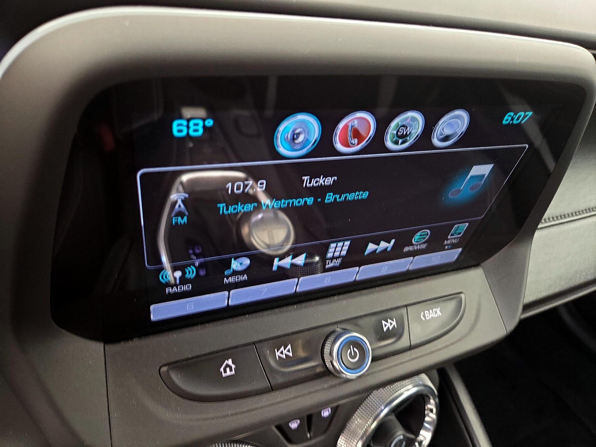 Thumbnail: 2018 Chevrolet Camaro - 15